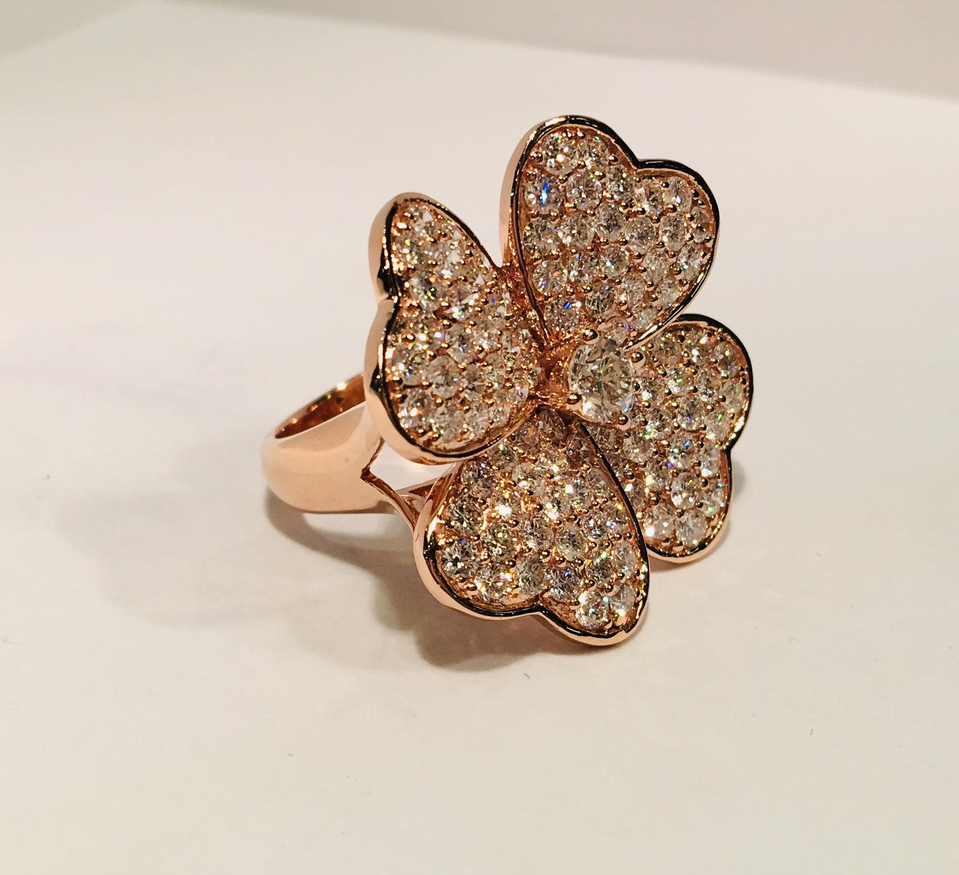 Lucky 4 Leaf Clover 3.33 Carat Diamond Large Shamrock Stunning Rose Gold Ring In Excellent Condition In Tustin, CA