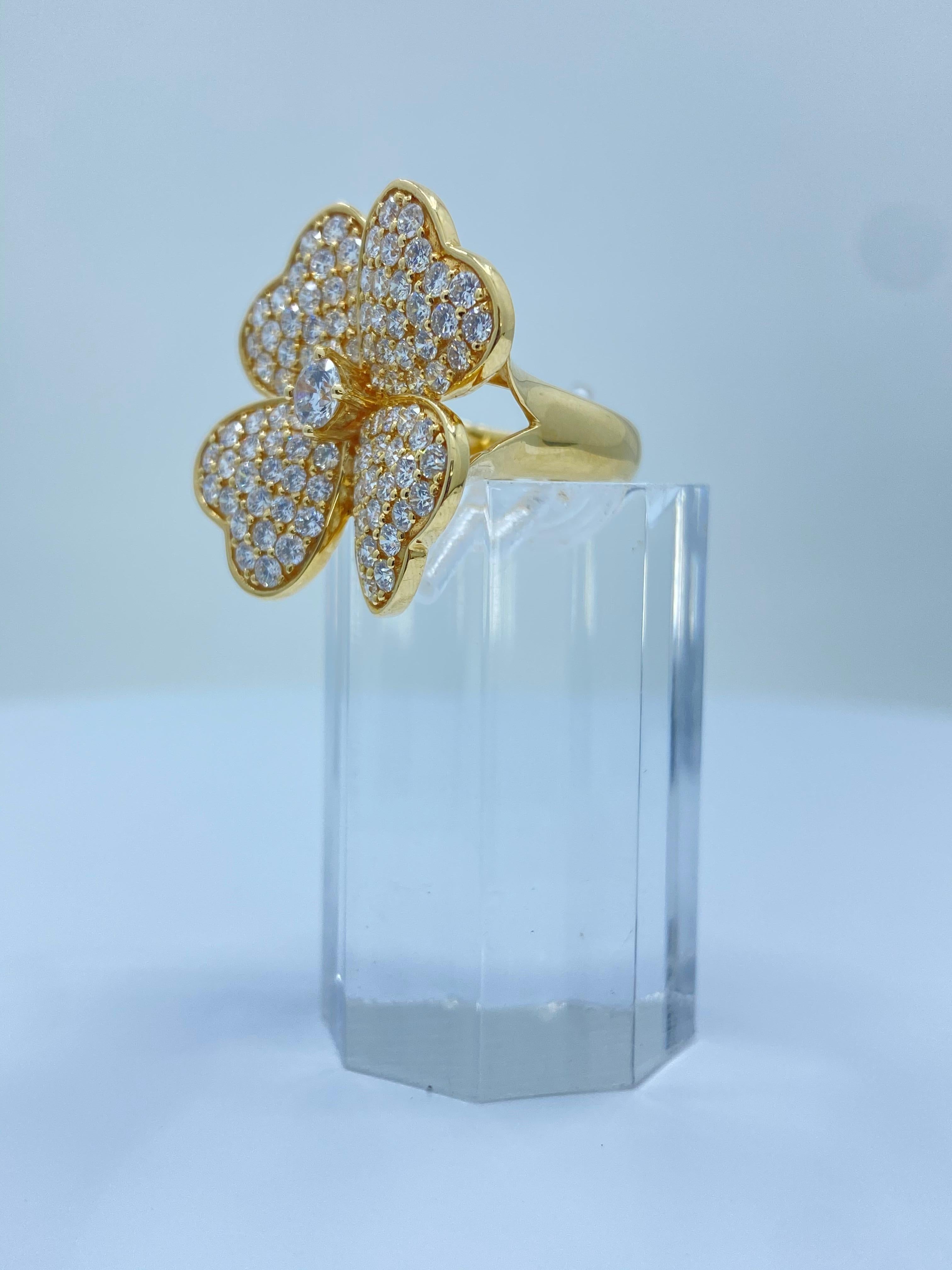 Contemporary Lucky 4 Leaf Clover 5.33 Carat Diamond Large Shamrock Yellow Gold Ring
