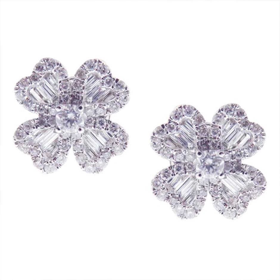 Lucky Baguette Clover Diamond Earring Ring Set For Sale 1