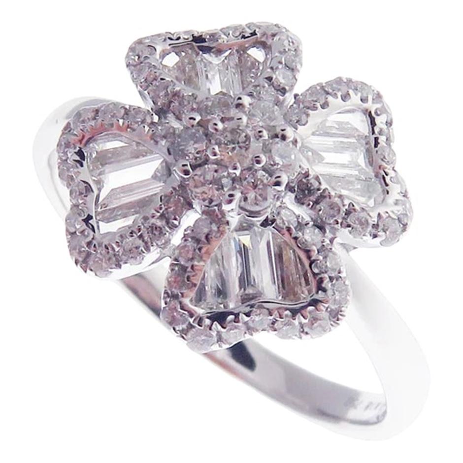 Lucky Baguette Clover Diamond Earring Ring Set For Sale 3