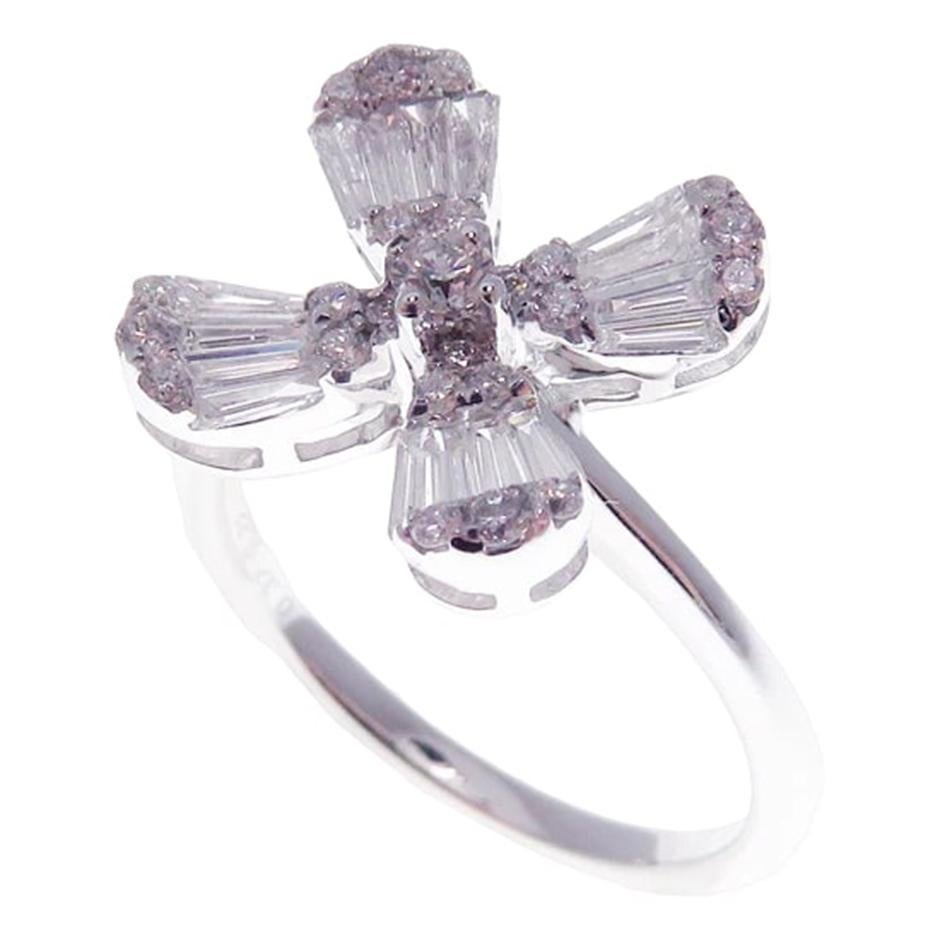 Lucky Baguette Petal Diamond Earring Ring Set In New Condition For Sale In Los Angeles, CA