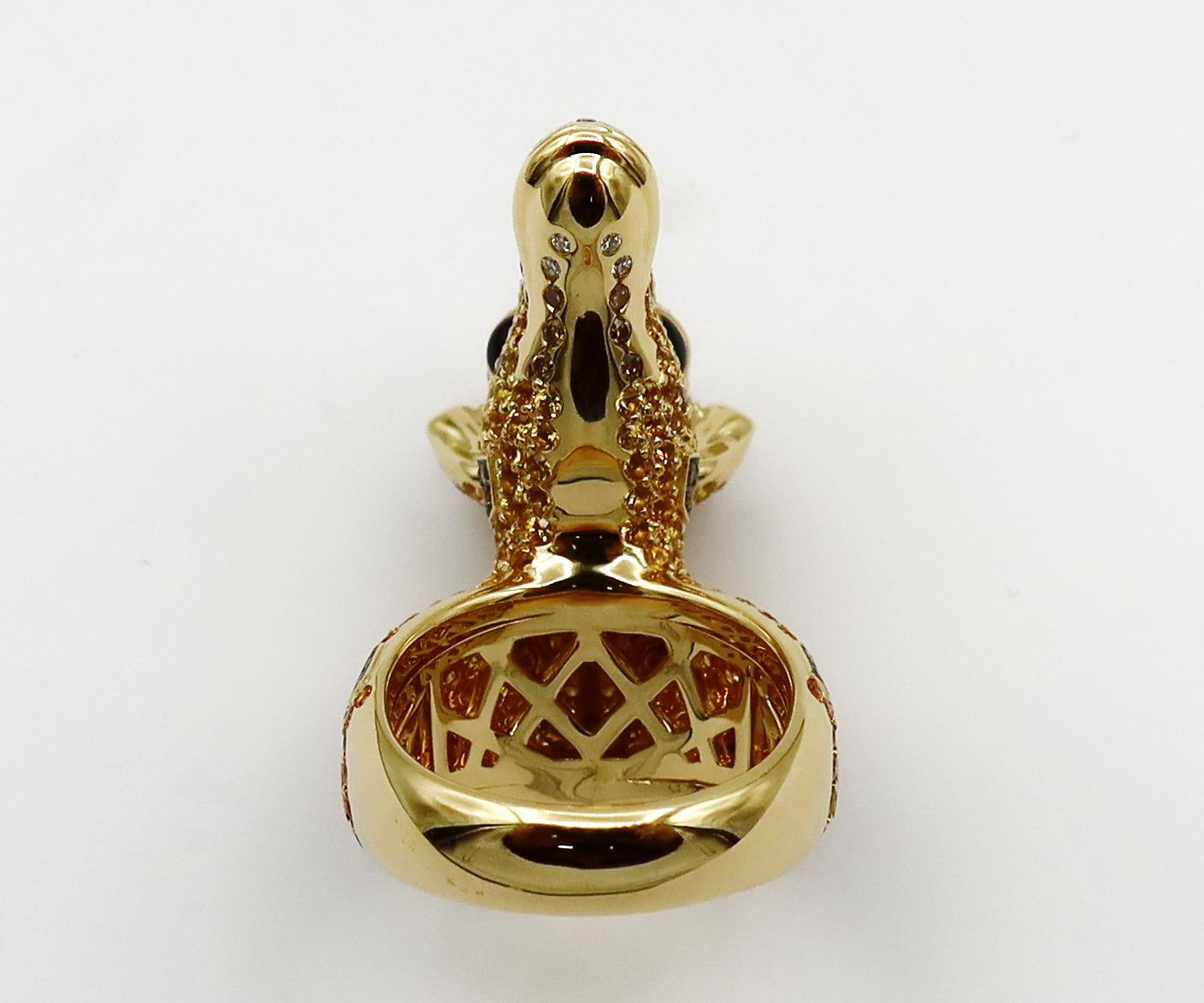 Round Cut Lucky Brown Diamond Yellow Sapphire Onyx Yellow Gold Giraffe Ring for Her For Sale