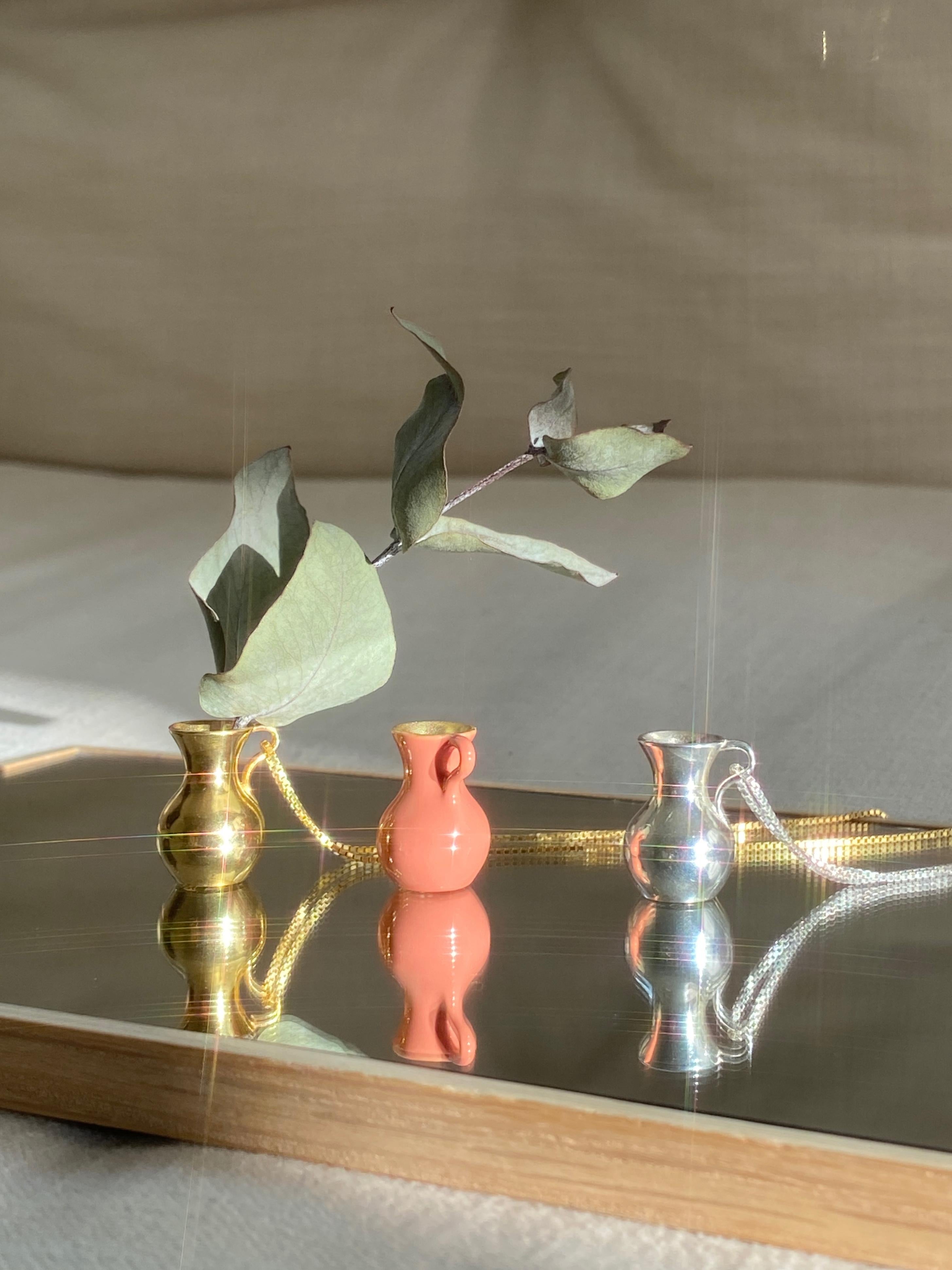vase jewelry