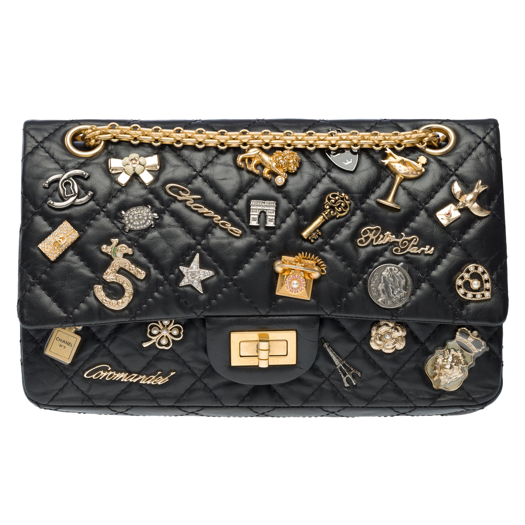 Lucky Charms 2.55 Chanel double flap shoulder bag in black quilted leather, AGHW In Good Condition For Sale In Paris, IDF