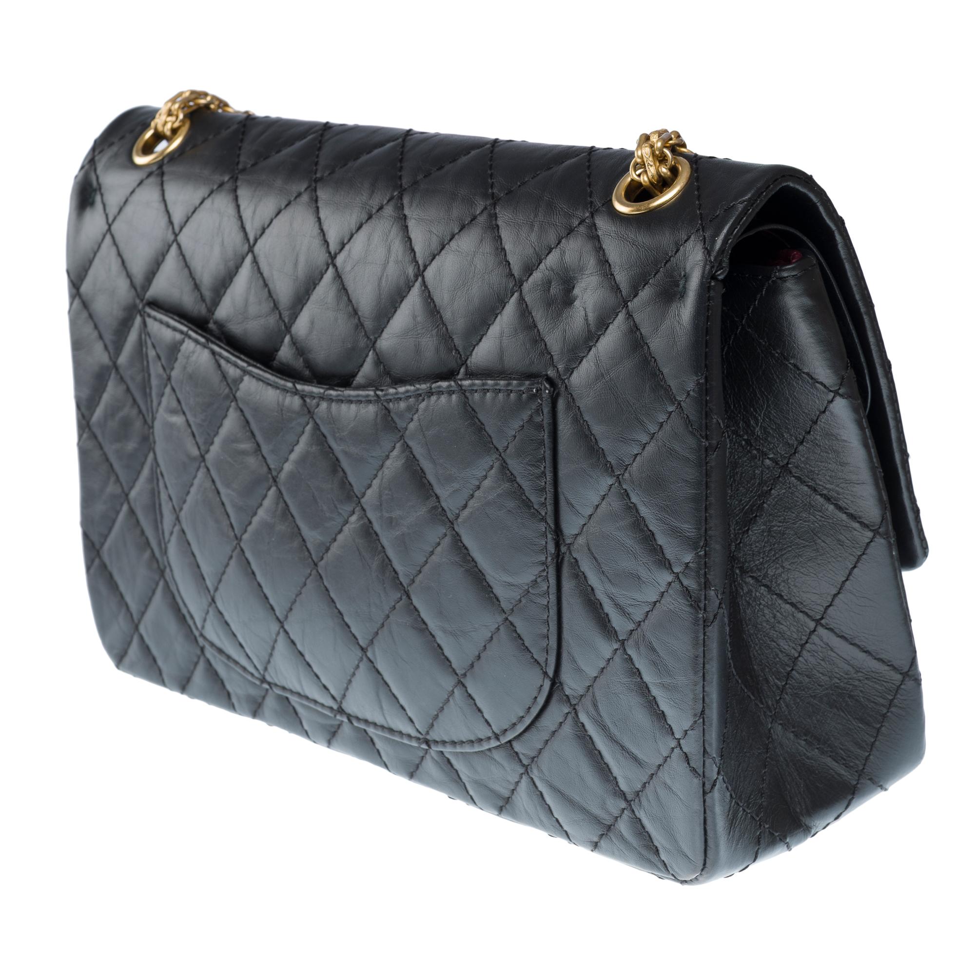 Lucky Charme 2.55 Borsa a tracolla con doppia patta di Chanel in pelle nera trapuntata, AGHW in vendita 1