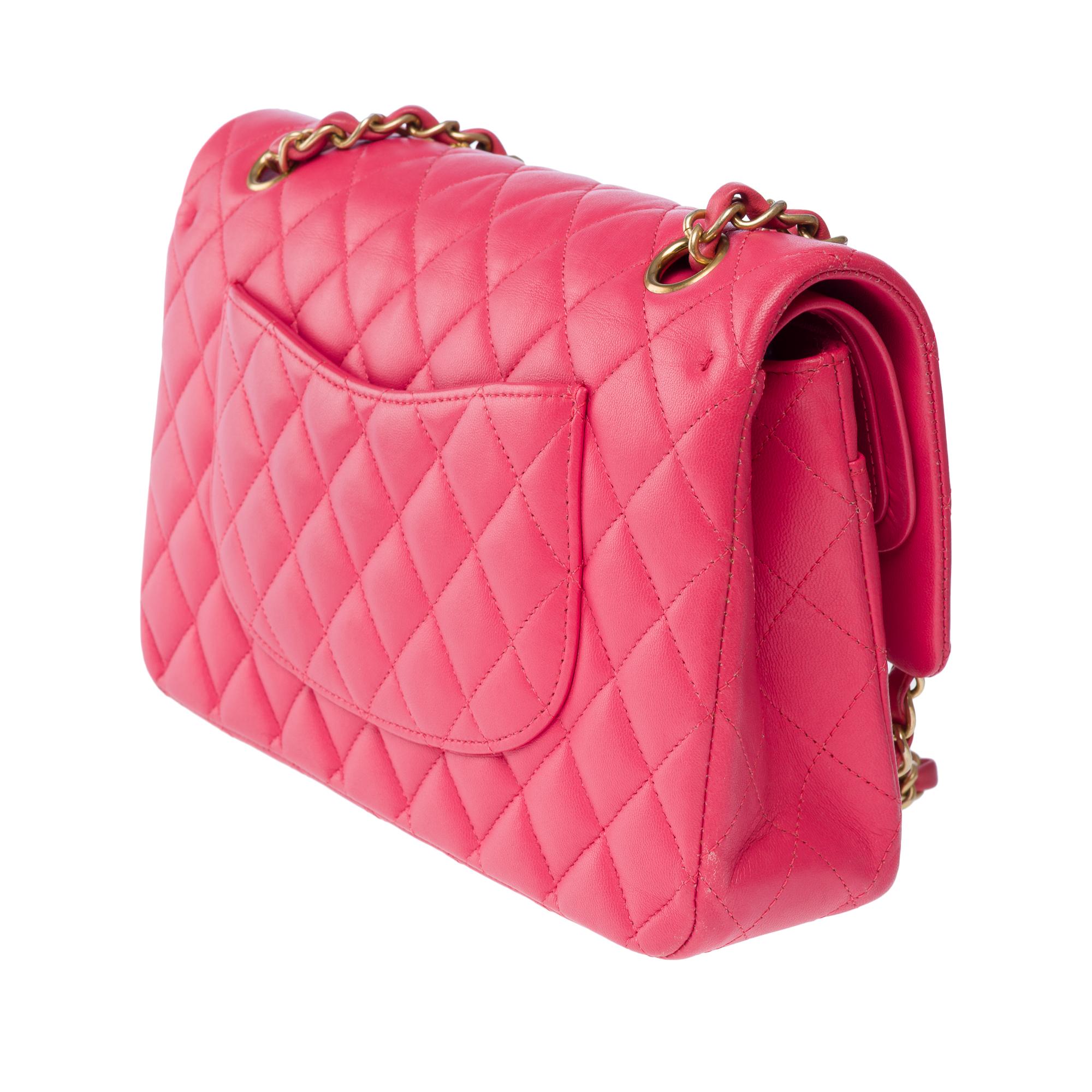 Donna Borsa a tracolla con doppia patta di Chanel in pelle d'agnello trapuntata rosa, AGHW in vendita