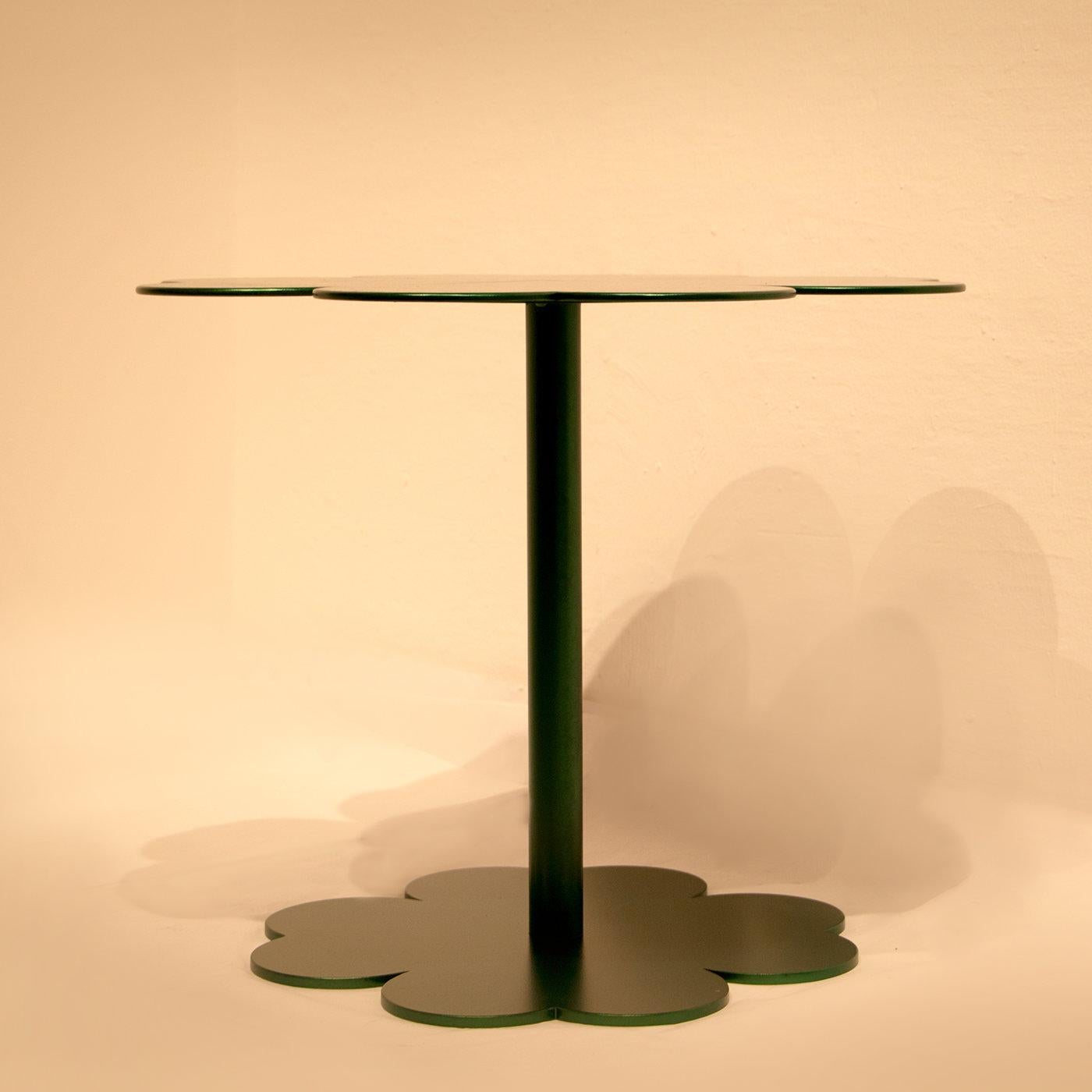 Modern Lucky Coffee Table For Sale