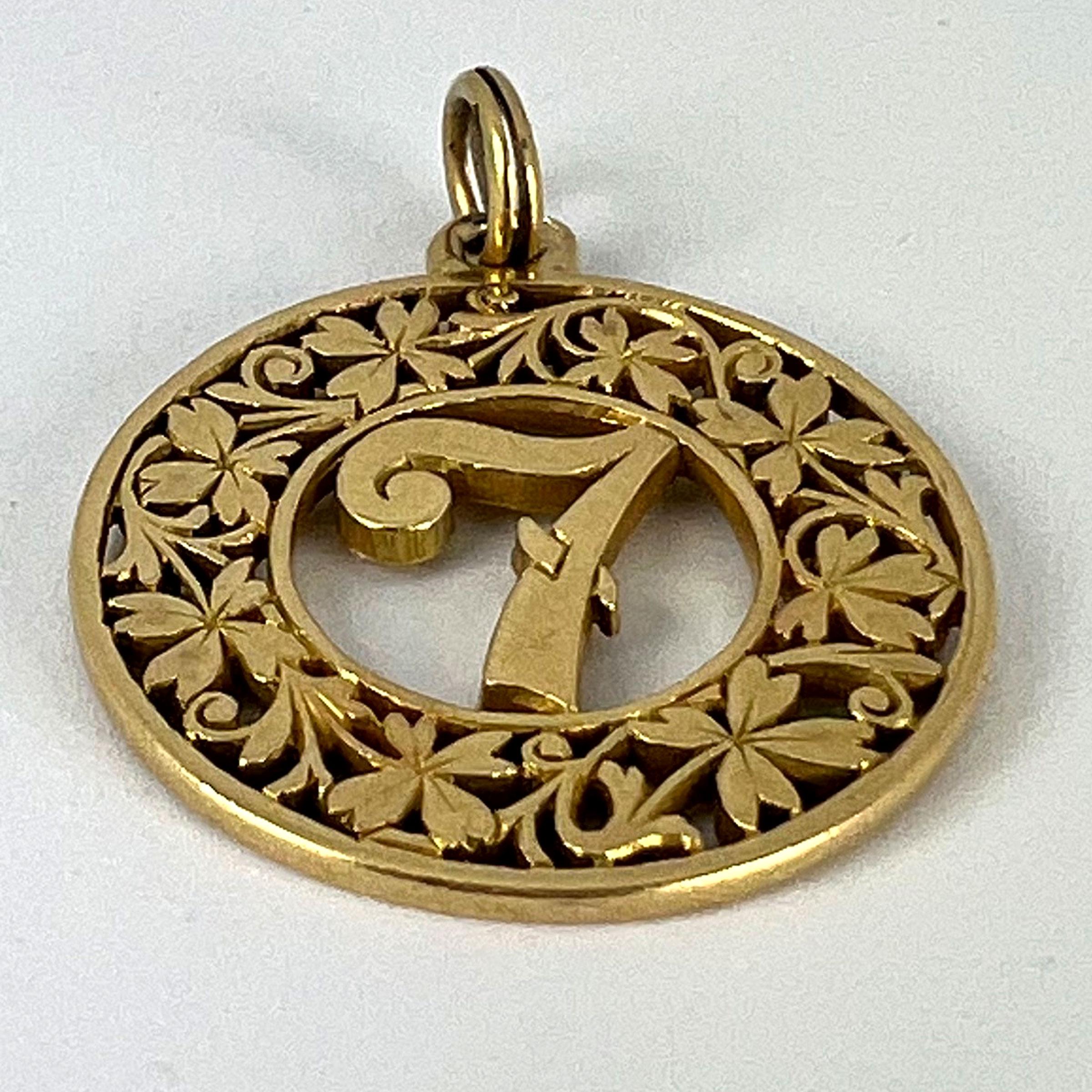 Lucky 'Number 7' Four Leaf Clover 18K Yellow Gold Good Luck Charm Pendant For Sale 7