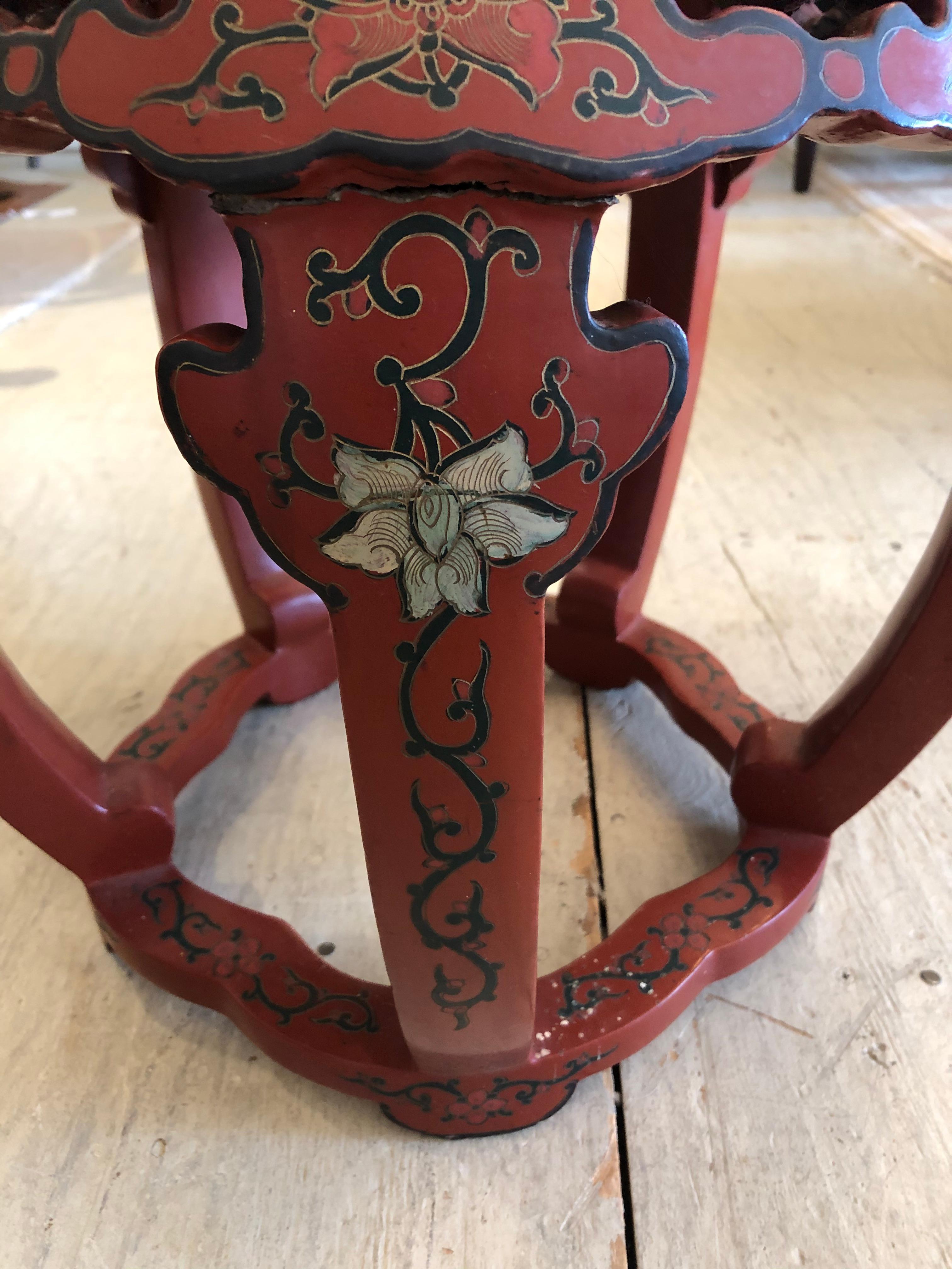 Lucky Red Painted Round Chinese Side Table with Bird and Greek Key Design In Good Condition In Hopewell, NJ
