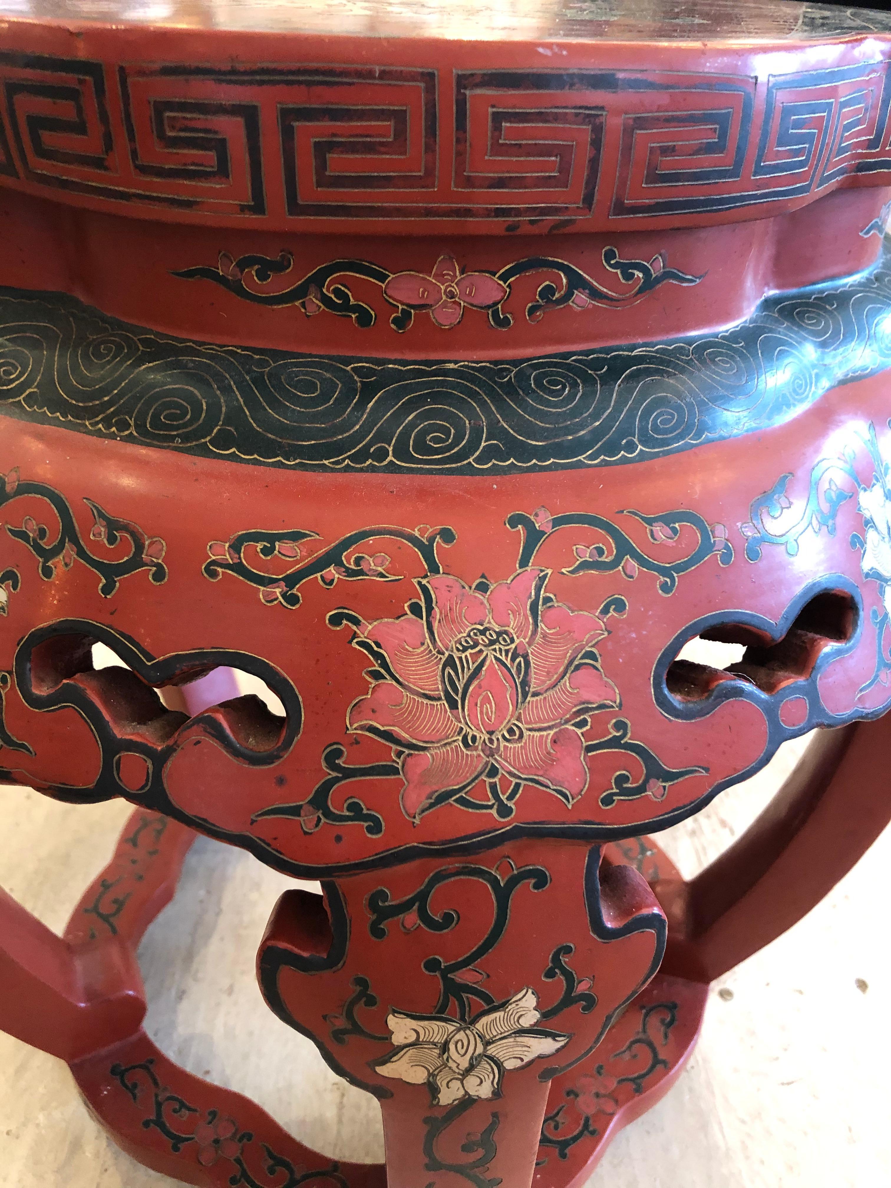 Wood Lucky Red Painted Round Chinese Side Table with Bird and Greek Key Design