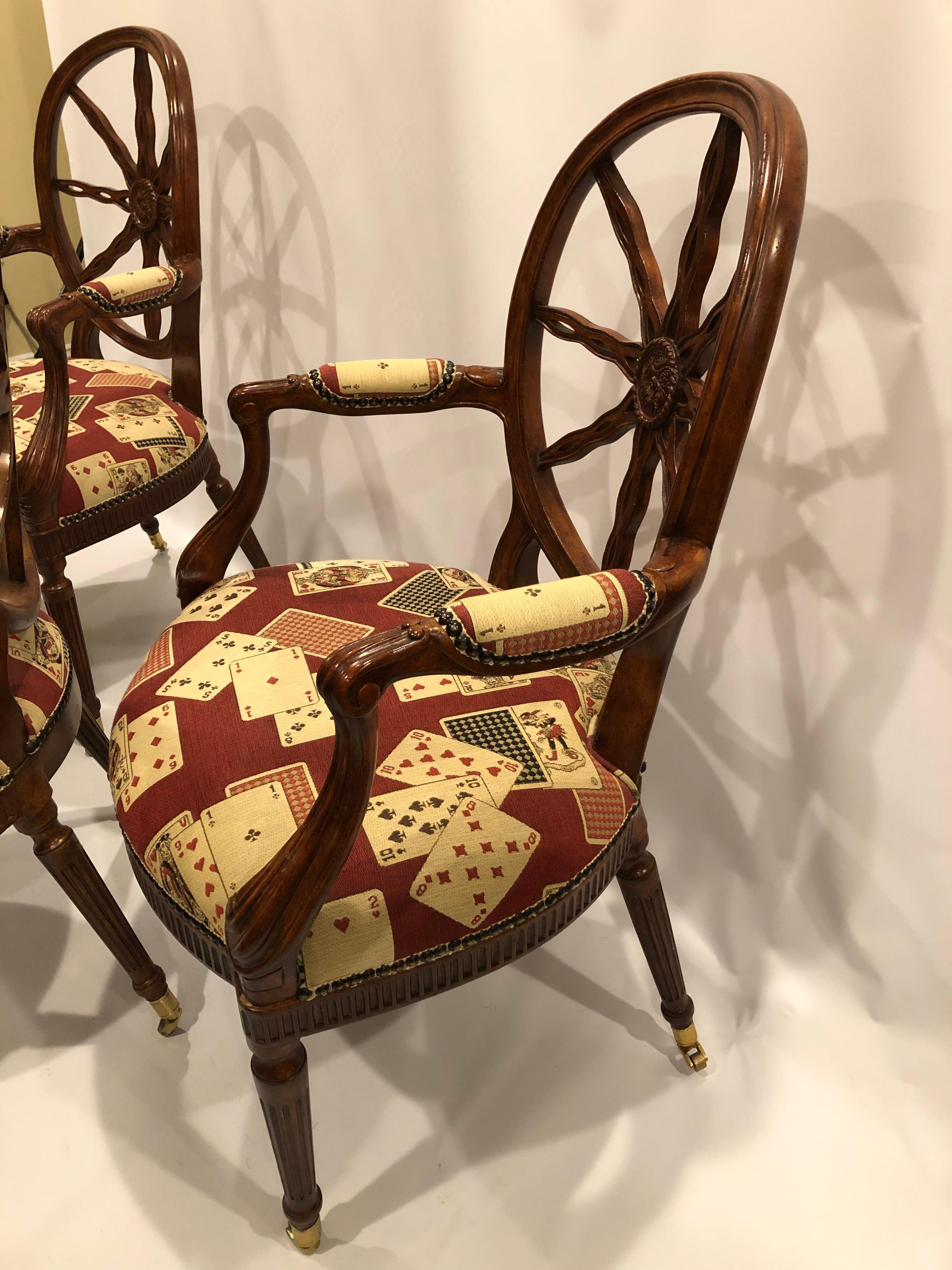 XXI secolo e contemporaneo Lucky Set di 4 poltrone in legno intagliato e imbottite di Rich Maitland Smith in vendita