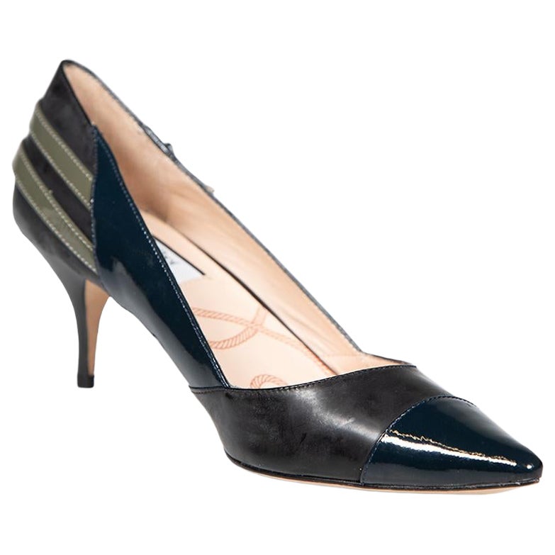 Lucy Choi Black Patent Pointed Toe Buckle Detail Pumps Size IT 40