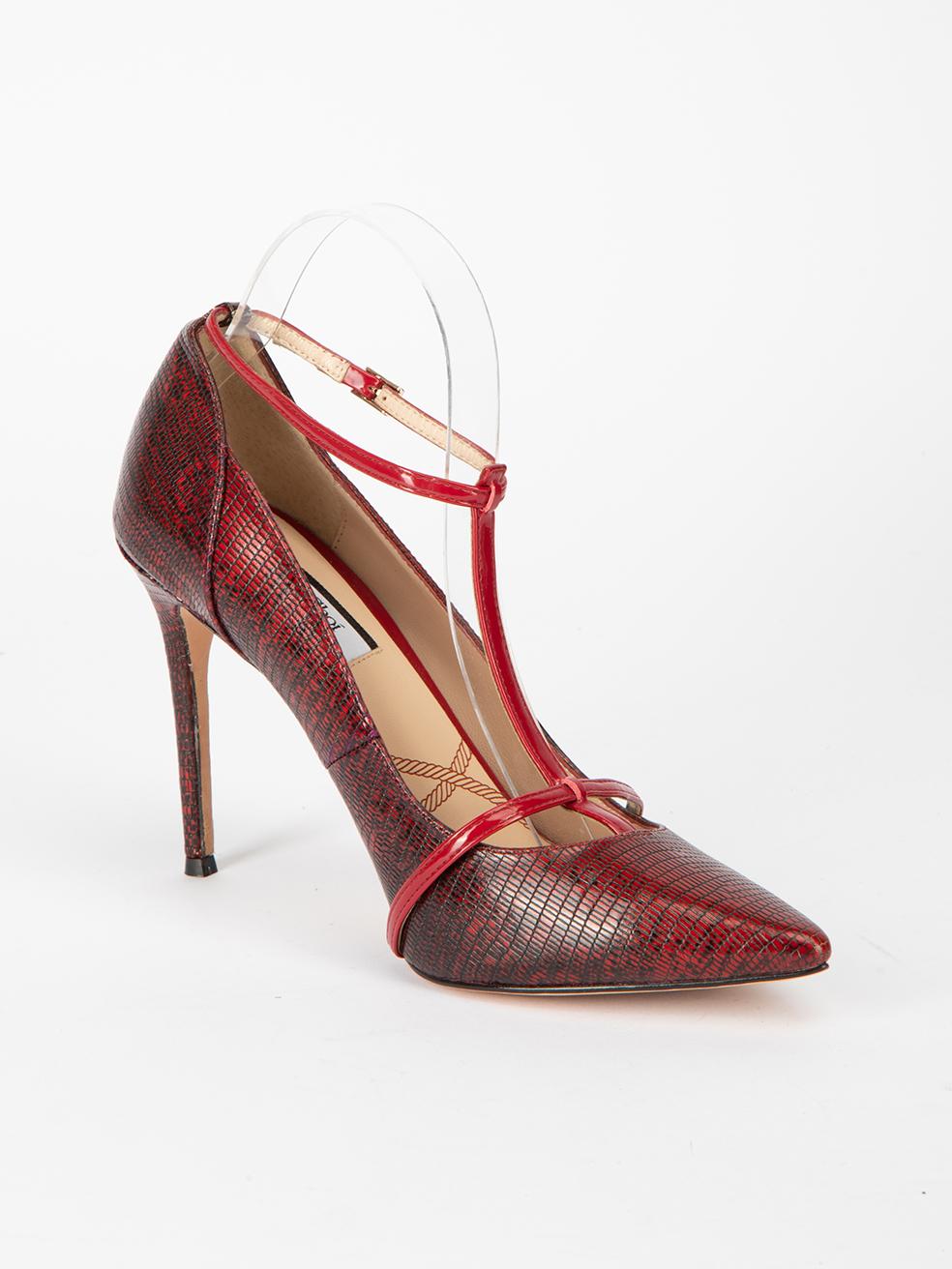 CONDITION is Very good. Hardly any visible wear to shoes is evident on this used Lucy Choi designer resale item. This item comes with original shoe box.
 
 Details
  Burgundy
 Lizard leather
 High heels
 Pointed toe
 T-strap detail
 Ankle strap