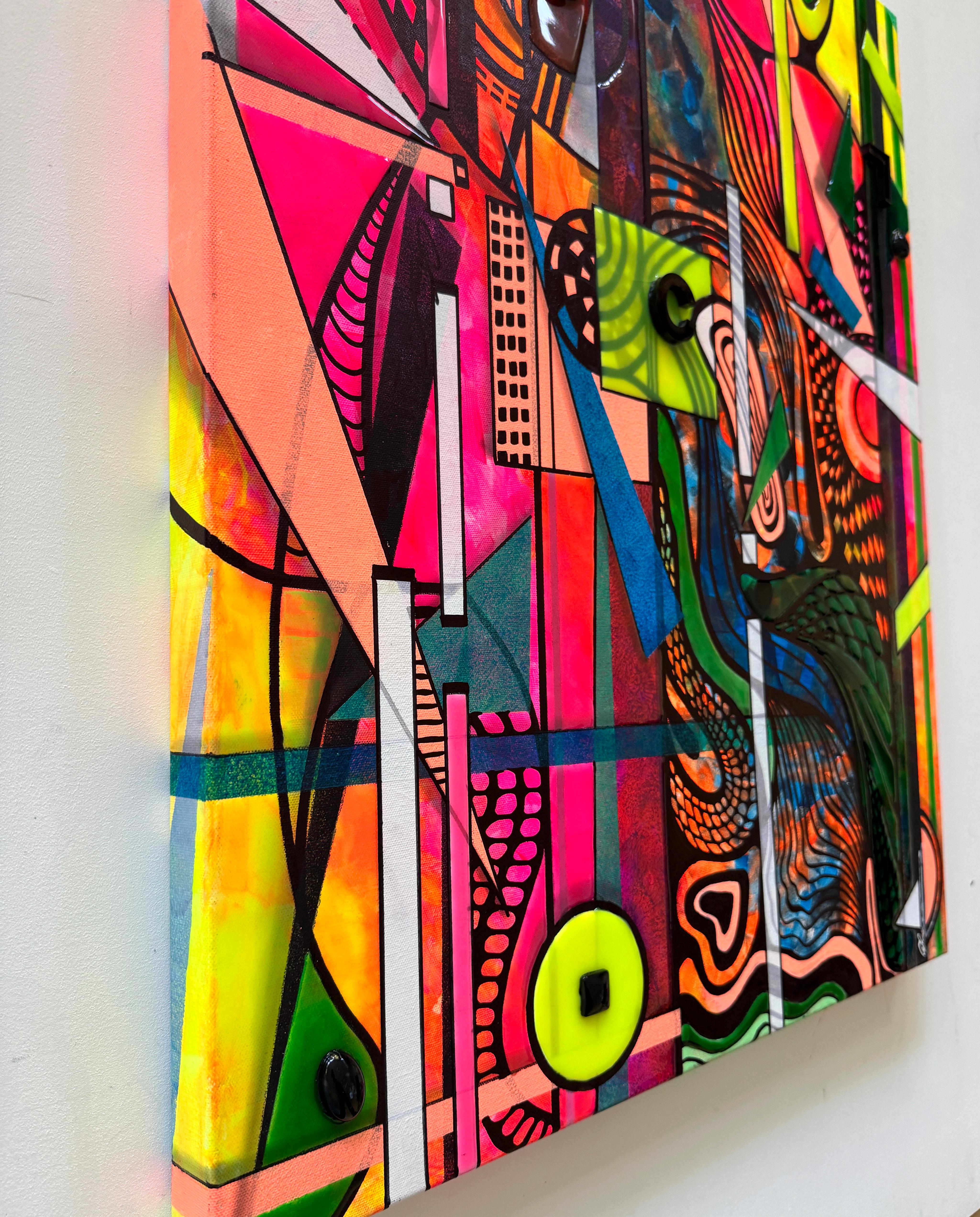 Artistics: Lucy Gregry 
Lavoro: Pittura originale, opera d'arte fatta a mano, pezzo unico 
Medium: Acrilico, resina su tela con colori al neon 3D
Anno: 2024
Stile: Arte astratta,
Titolo: Ultrasuoni
Dimensioni: 30