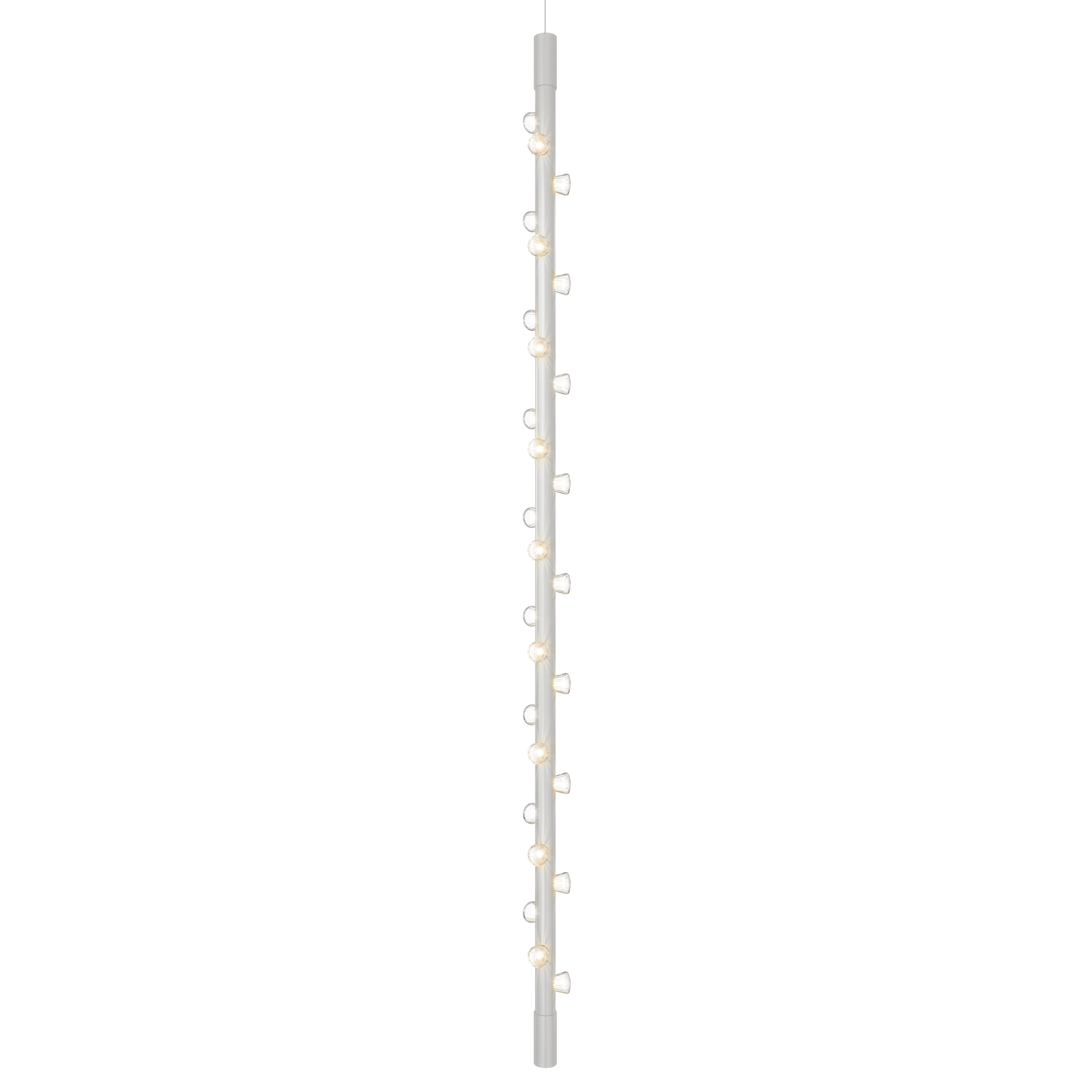 Lucy Gran Lámpara Colgante Vertical Contemporánea de Aluminio Champán by JSPR en venta 2