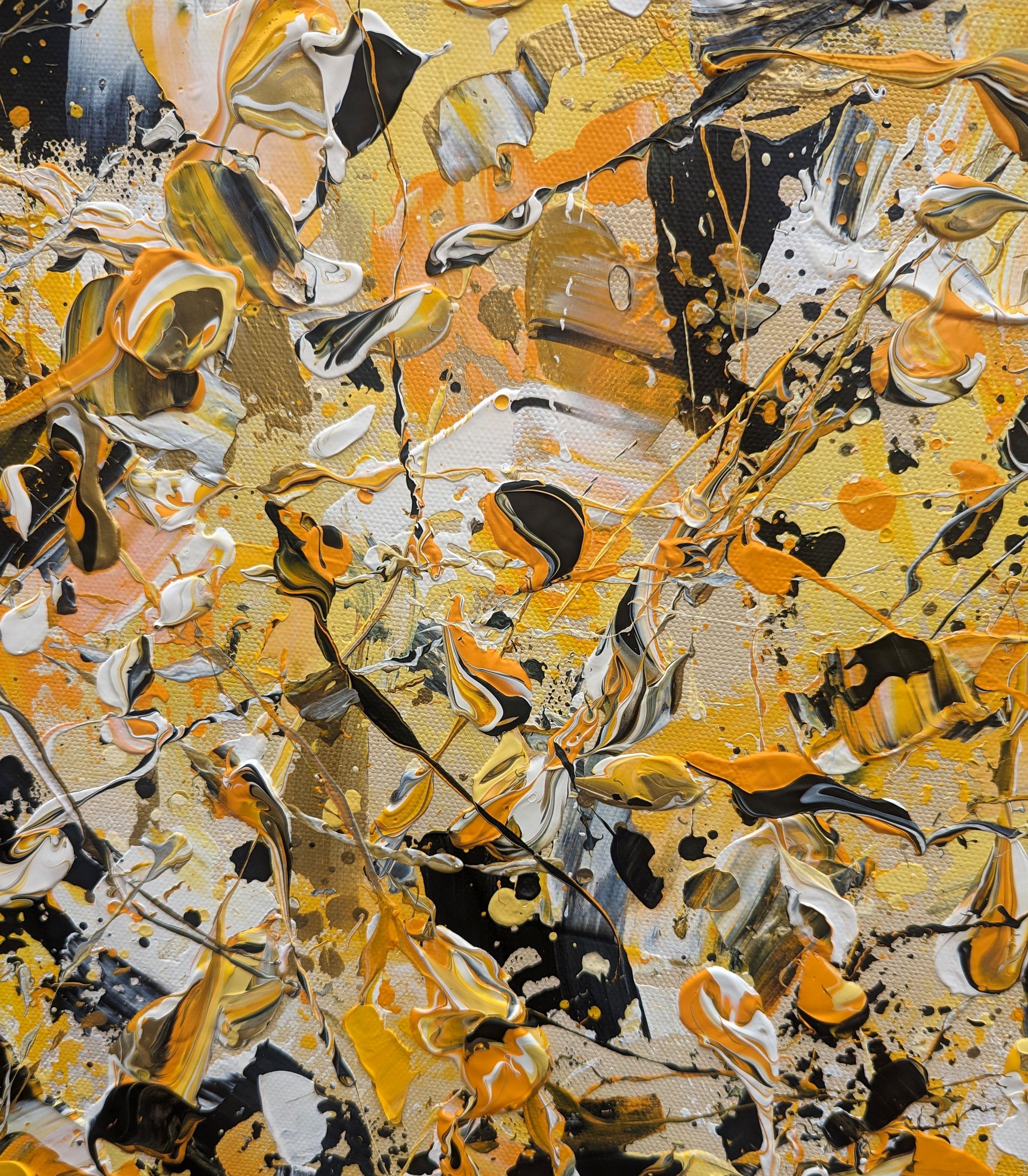Abstrakte Synapsen - Tanz der Hummel #6, Gemälde, Acryl auf Leinwand (Beige), Abstract Painting, von Lucy  Moore