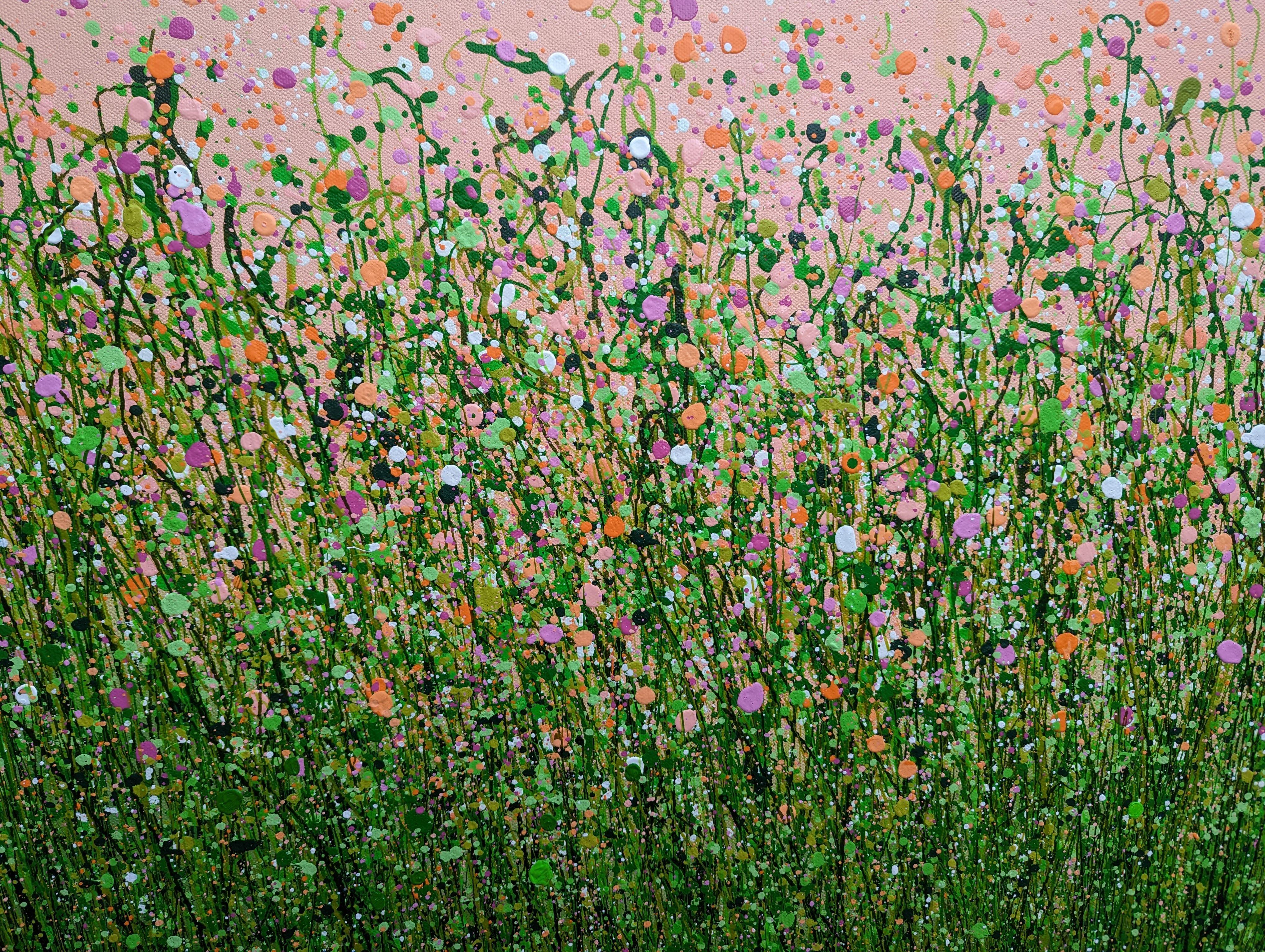 Pesche e panna delizia dei prati #5, Pittura, Acrilico su tela - Painting Astratto di Lucy  Moore