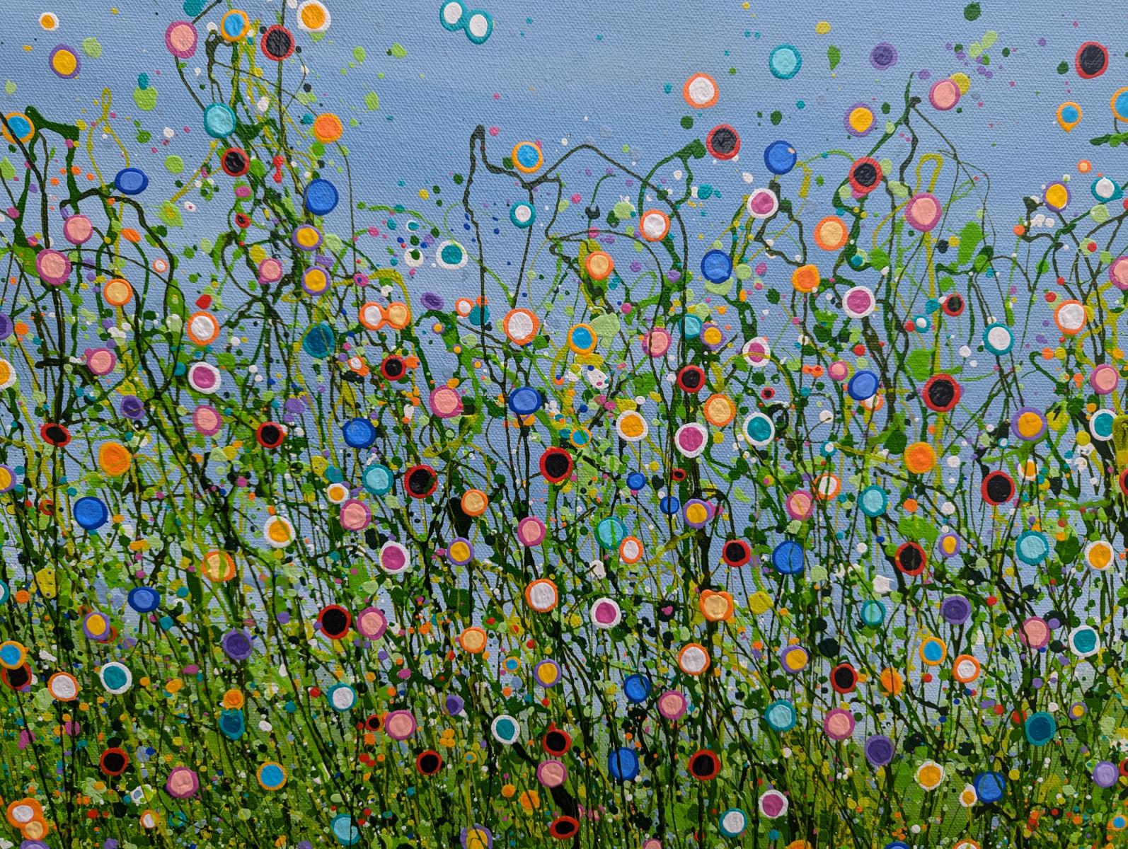 Chaotic Beauty #4, Peinture originale, Prairie florale, Nature, Grey, Red art - Gris Landscape Painting par Lucy Moore