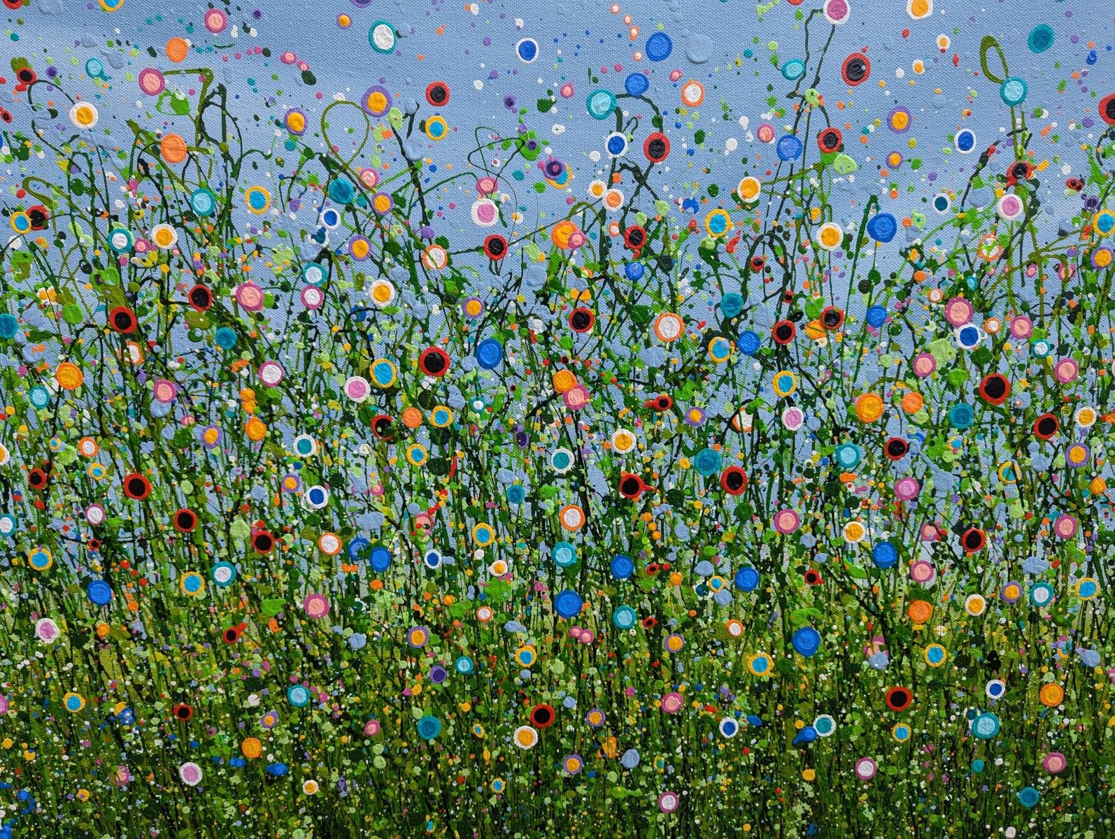 Chaotic Beauty #5, Peinture originale, Prairie florale, Nature, Grey, Red art - Contemporain Painting par Lucy Moore