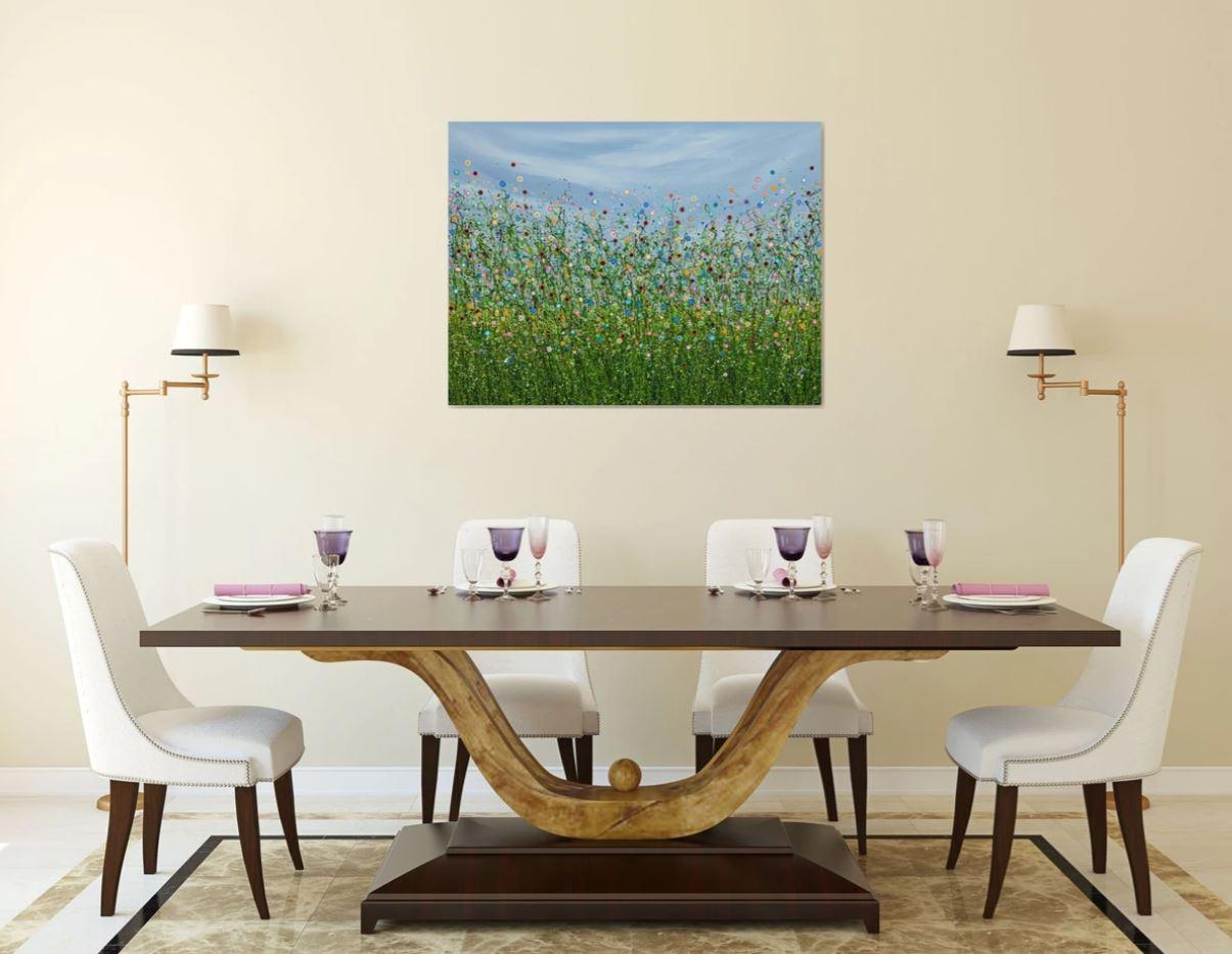 Chaotic Beauty #5, Peinture originale, Prairie florale, Nature, Grey, Red art en vente 3