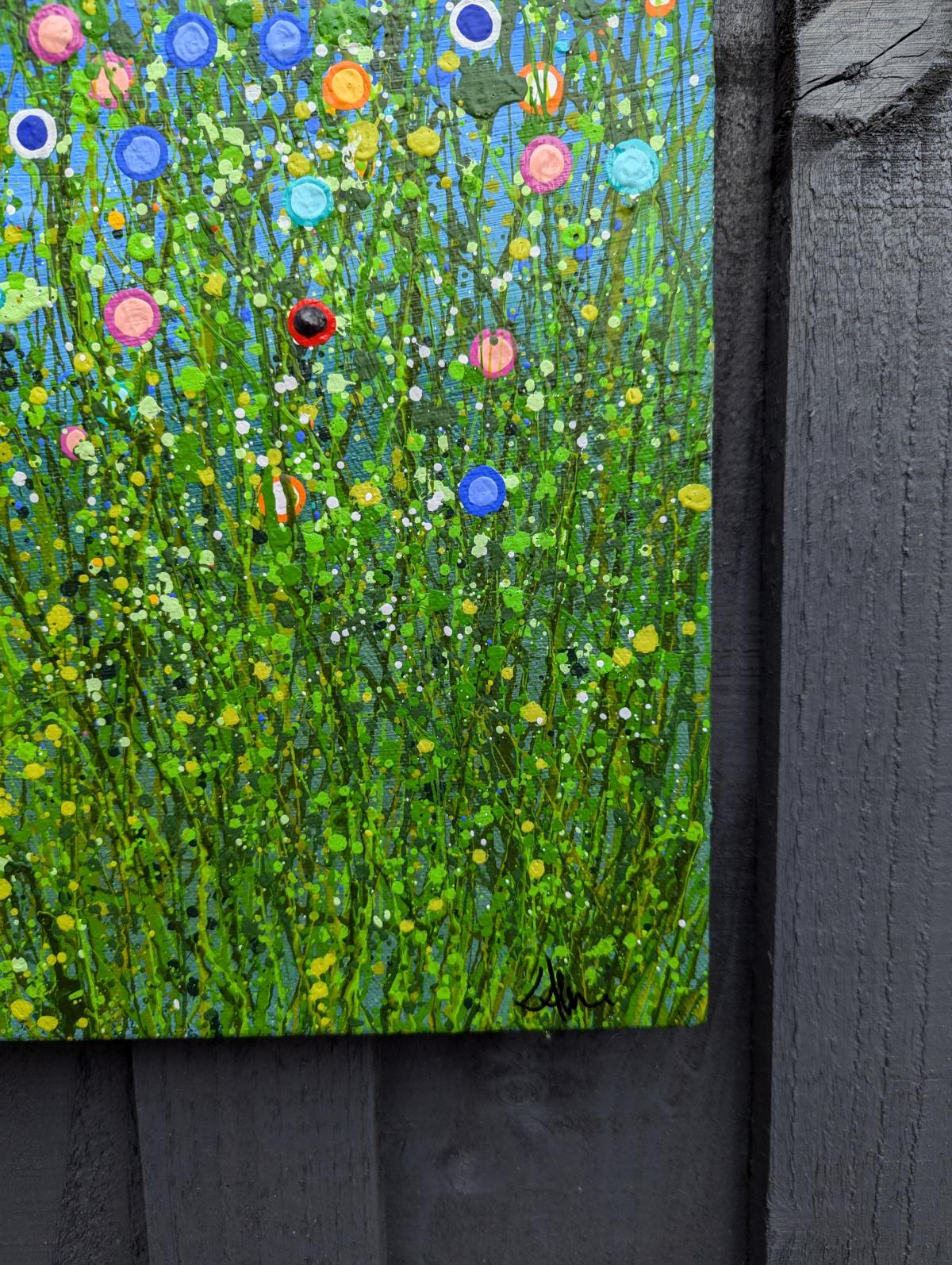 Meadow Radiance #4 60 x 60 cm x 1.5 cm I created this artwork, using a harmonious blend of colors to manifest a dreamscape. Embodying both abstract and impressionistic styles, I sought to evoke a sense of serenity and wild joy. The dance of colors