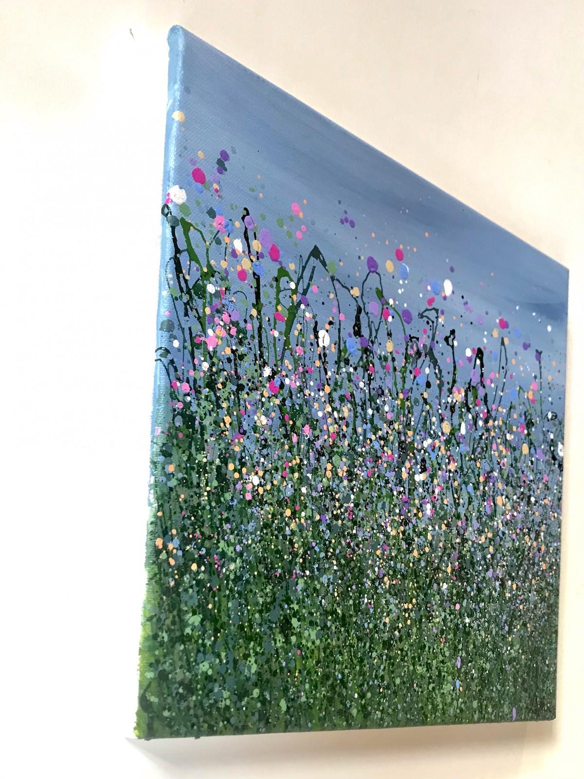 Prati rosa tenue di Lucy Moore, Prati, Floreale, Natura, Paesaggio in vendita 3