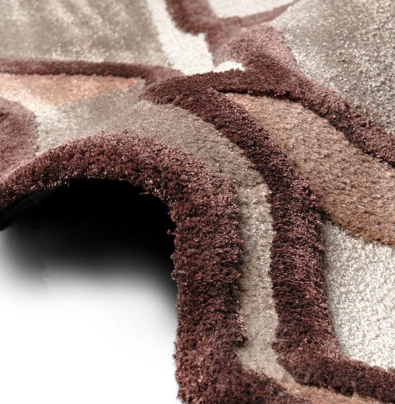 Lucy Rug in Hand-Tufted Wool and Botanical Silk by Rug'Society For Sale ...