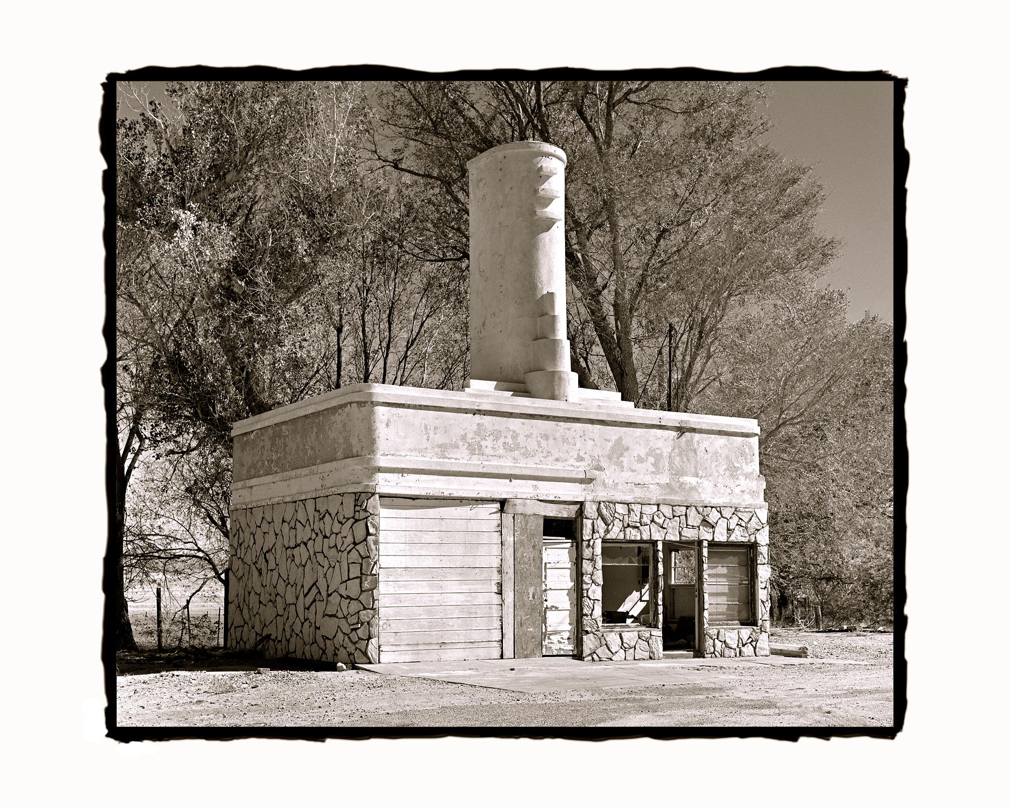 Ludo Leideritz Black and White Photograph - Gas Station, 395