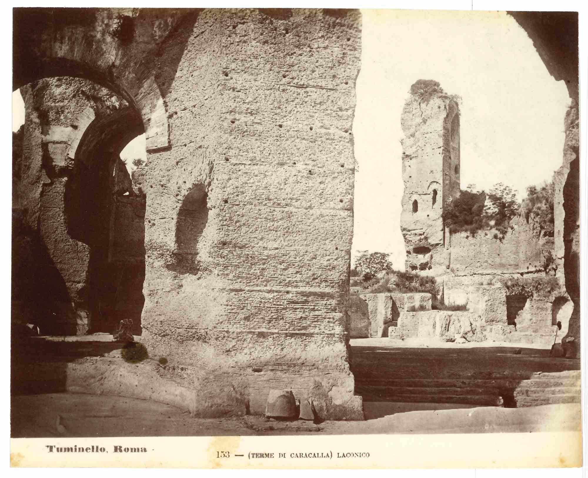Baths of Caracalla is a vintage print in salt silver realized by Ludovico Tuminello in the early 20th Century.

Titled on the lower.

Good conditions with some foxing.