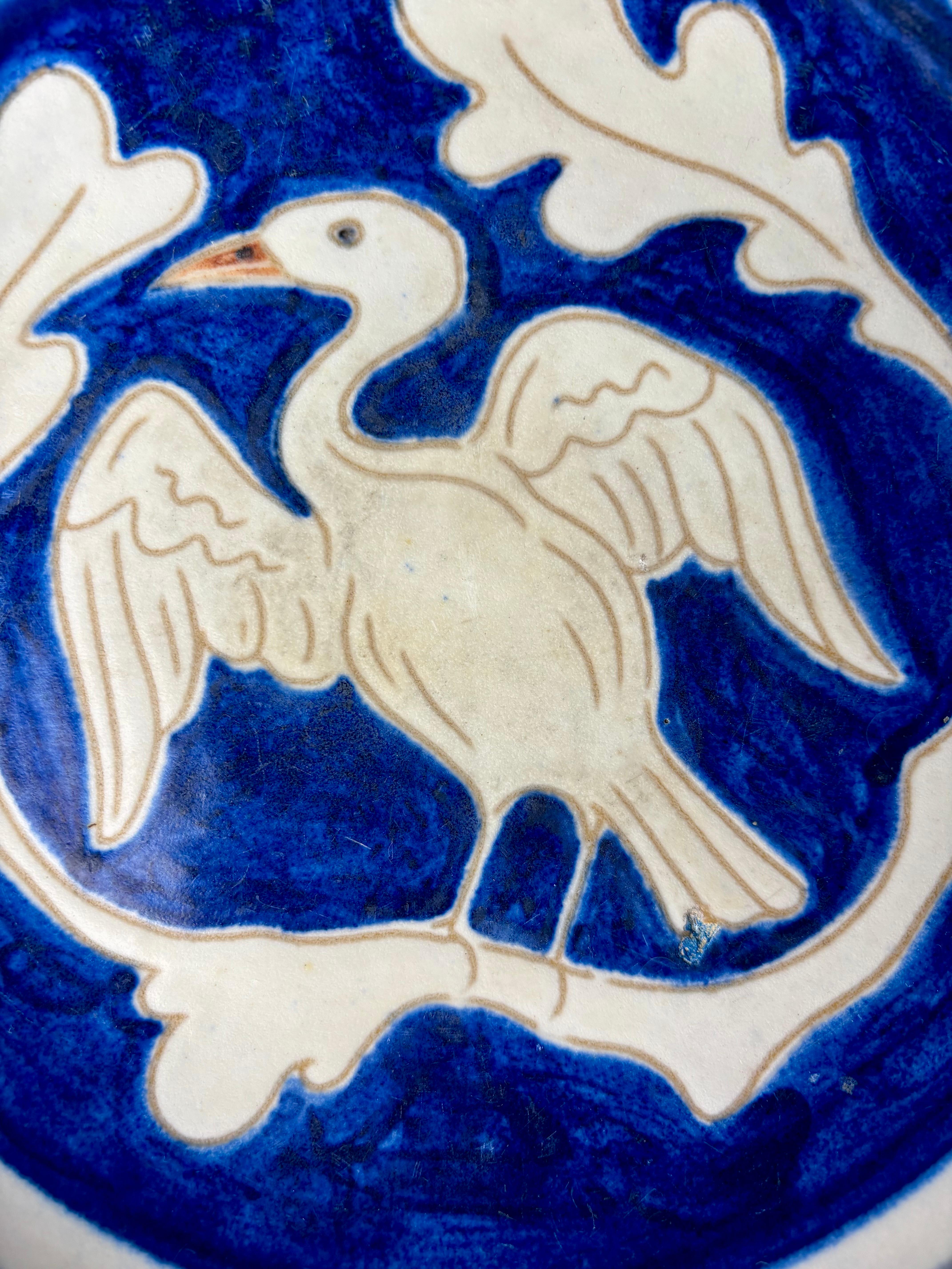 Ludvig Kyhn Blau-Weiß-Vogel-Deko-Ablageschale, 1950er Jahre (20. Jahrhundert) im Angebot