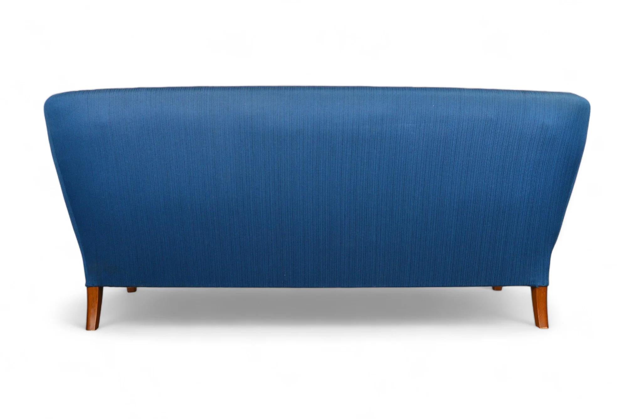 Ludvig Pontoppidan 1940s Sofa In Azure Wool For Sale 3