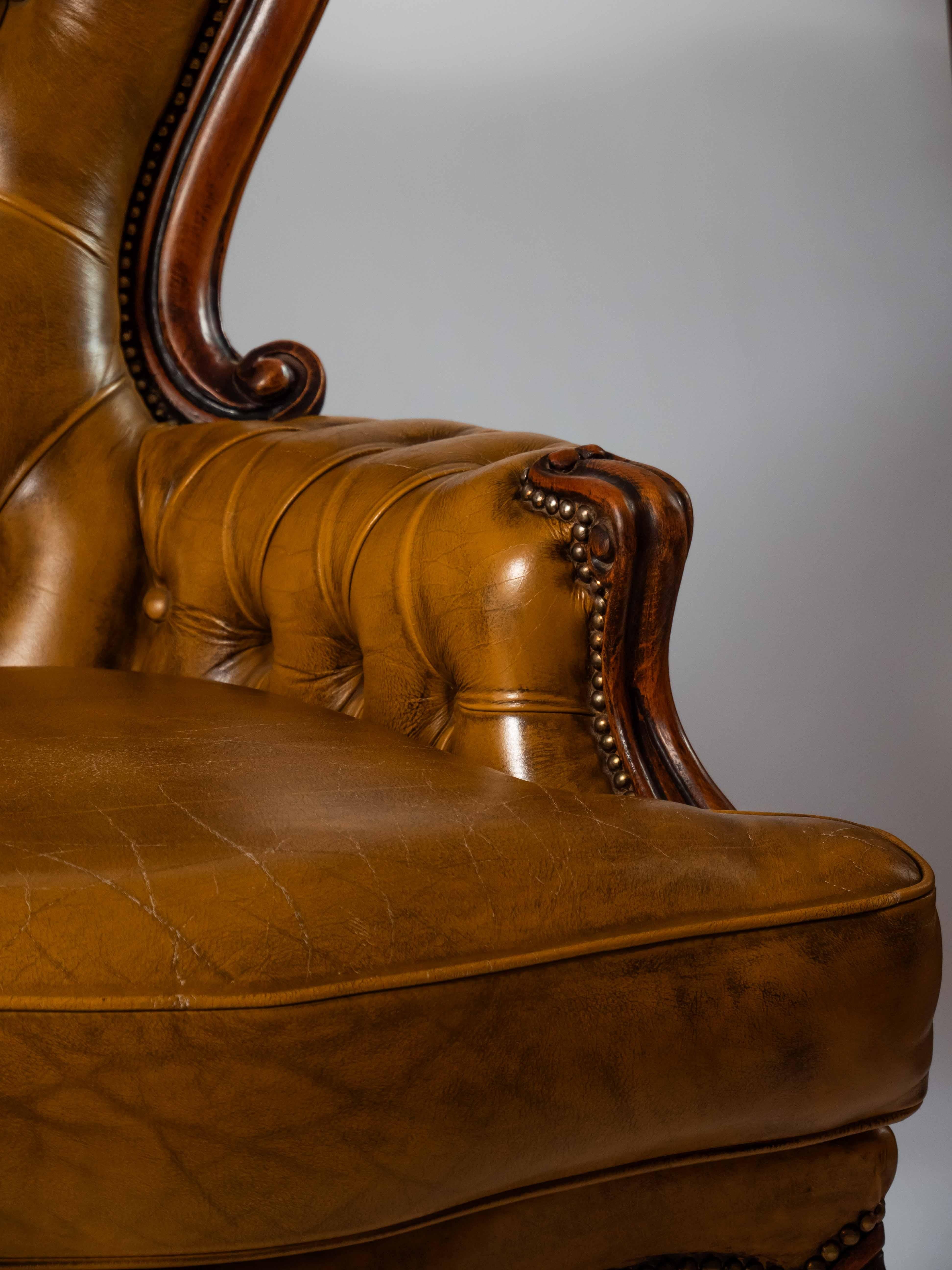 Ludvík luxury leather sofa For Sale 4