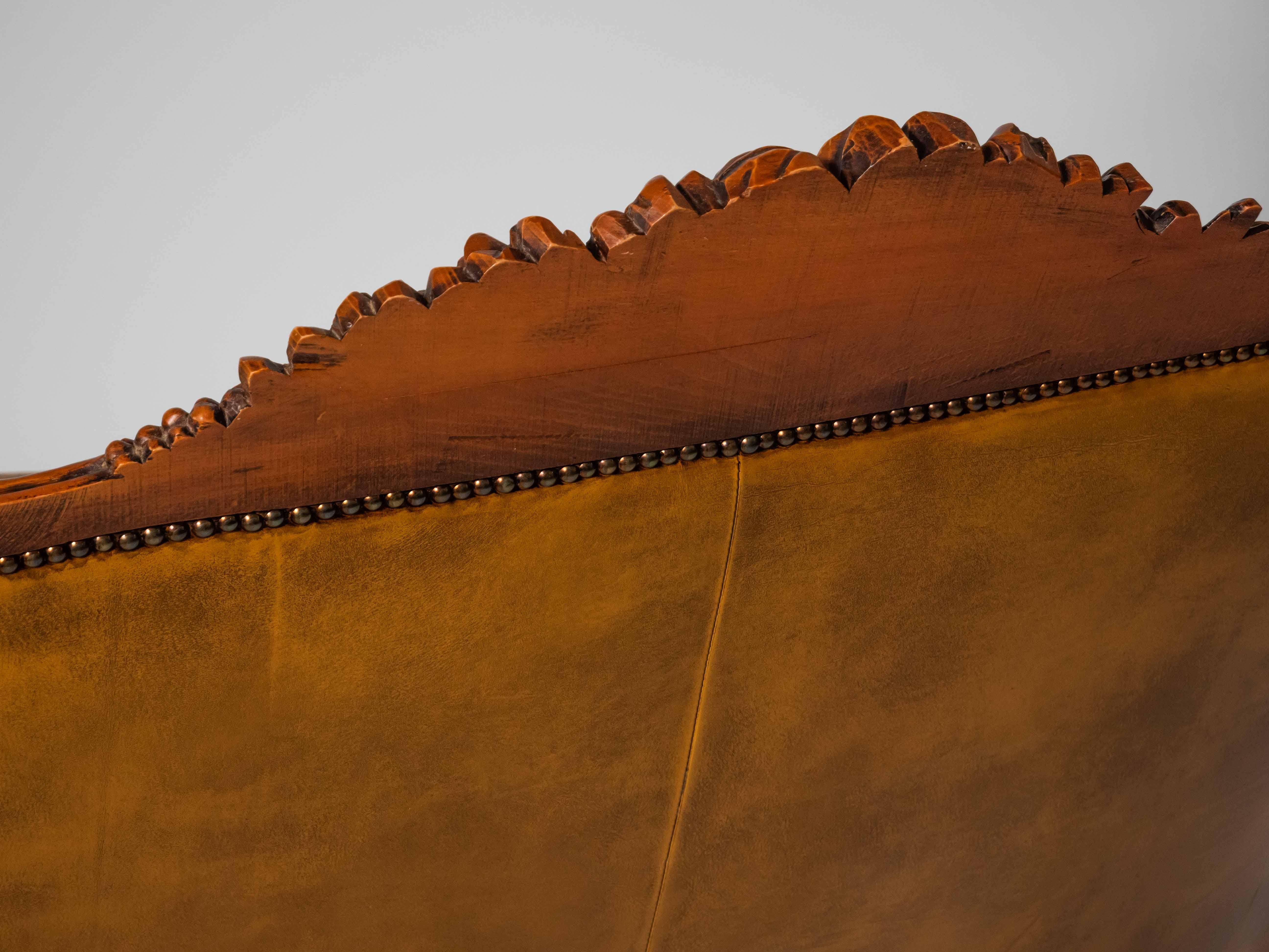 Ludvík luxury leather sofa For Sale 6