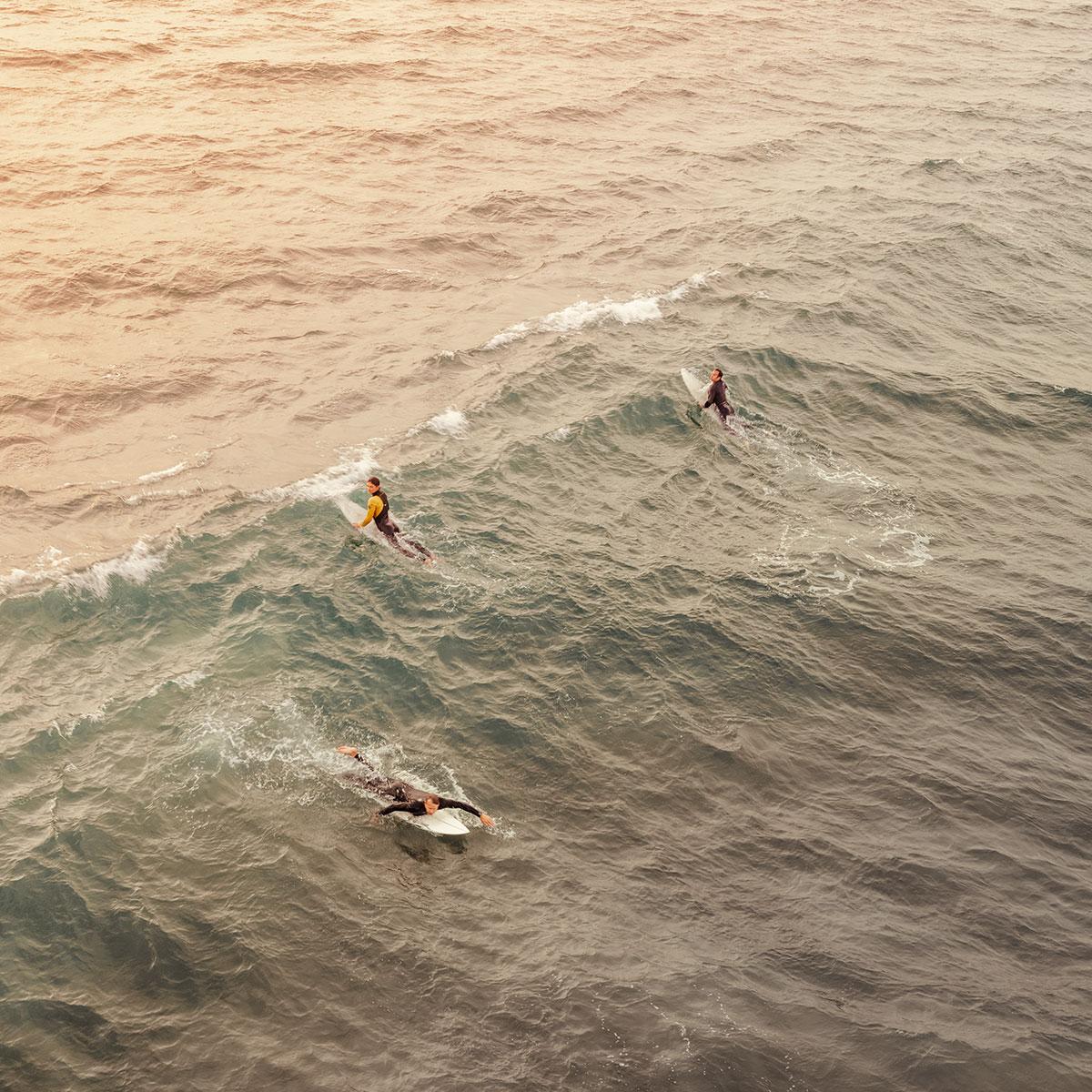 Ludwig Favre Color Photograph - Huntington Beach Surf