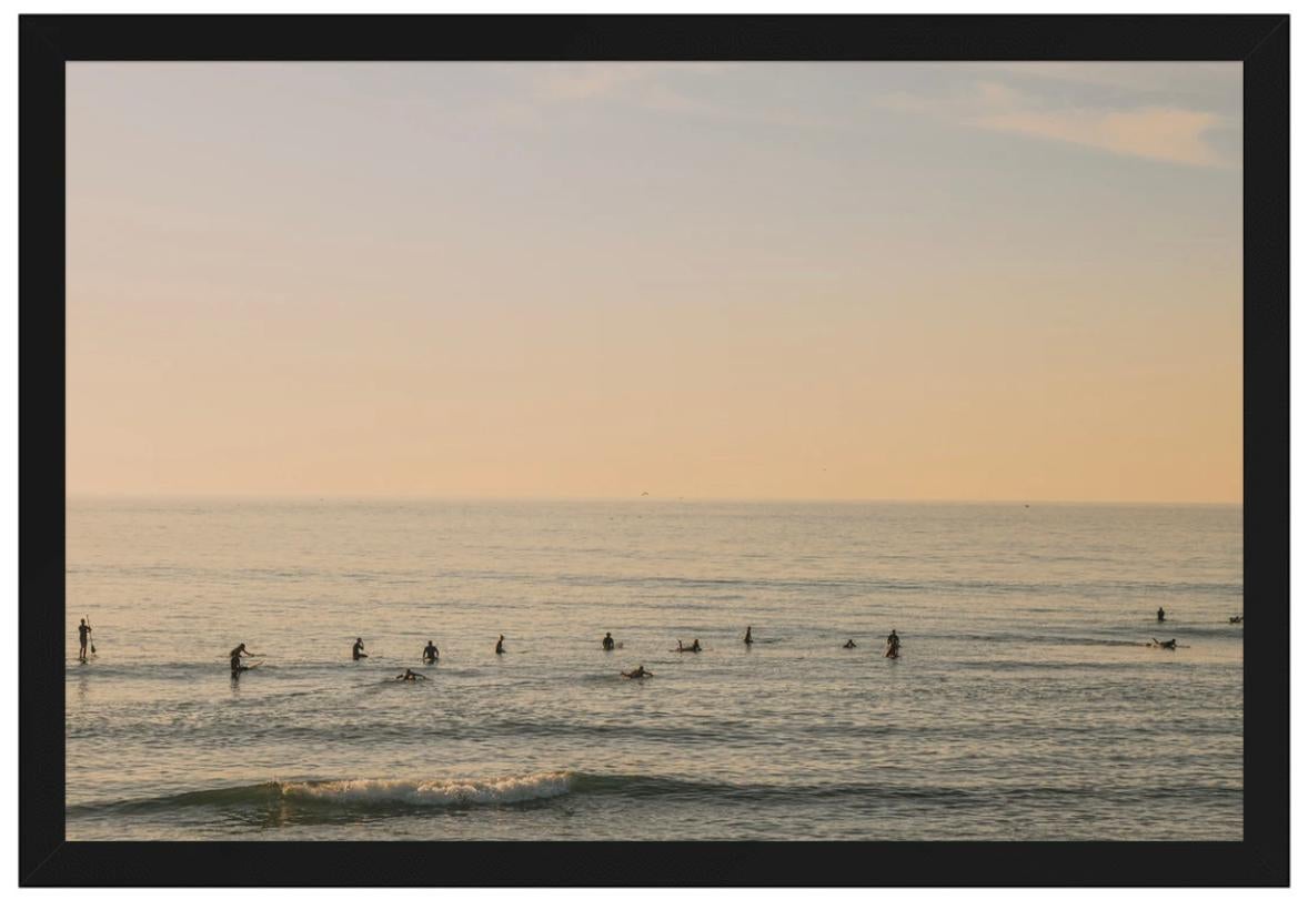 Surfing Sunrise - Lunettes de soleil en vente 2