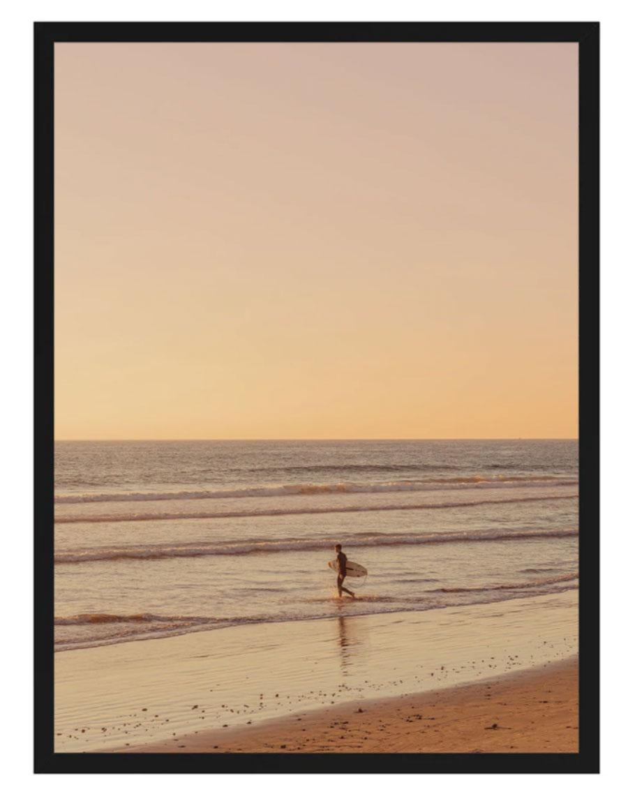 THIS PIECE IS AVAILABLE FRAMED.  Please reach out to the gallery for additional information.

ABOUT THIS PIECE: French photographer Ludwig Favre recently road tripped to California. His pictures of California's iconic architecture and beaches carry