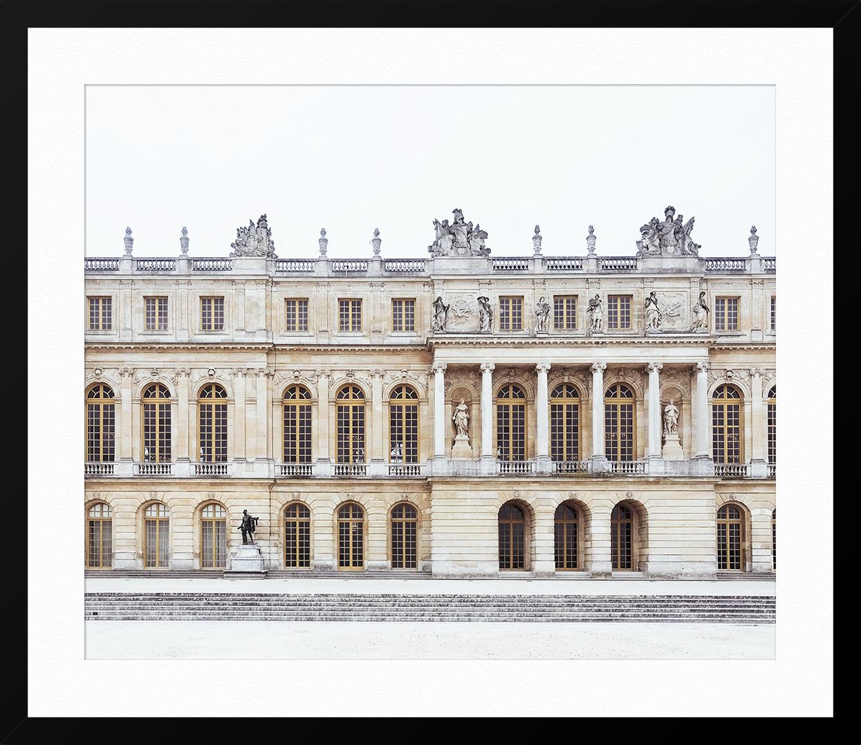 ABOUT THIS PIECE: Ludwig captures the monumental architecture of Paris with the romantic eye of a Parisian. Favre is known for his soft palette, interesting crops and large scale photographs.

ABOUT THIS ARTIST: Photographer Ludwig Favre was born in
