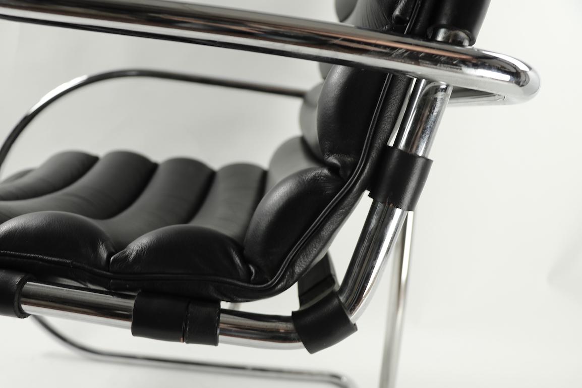 Ludwig Mies van der Rohe MR Style Chair 3