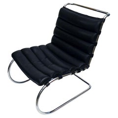 Poltrona Ludwig Mies van der Rohe serie MR per Knoll, anni 
80