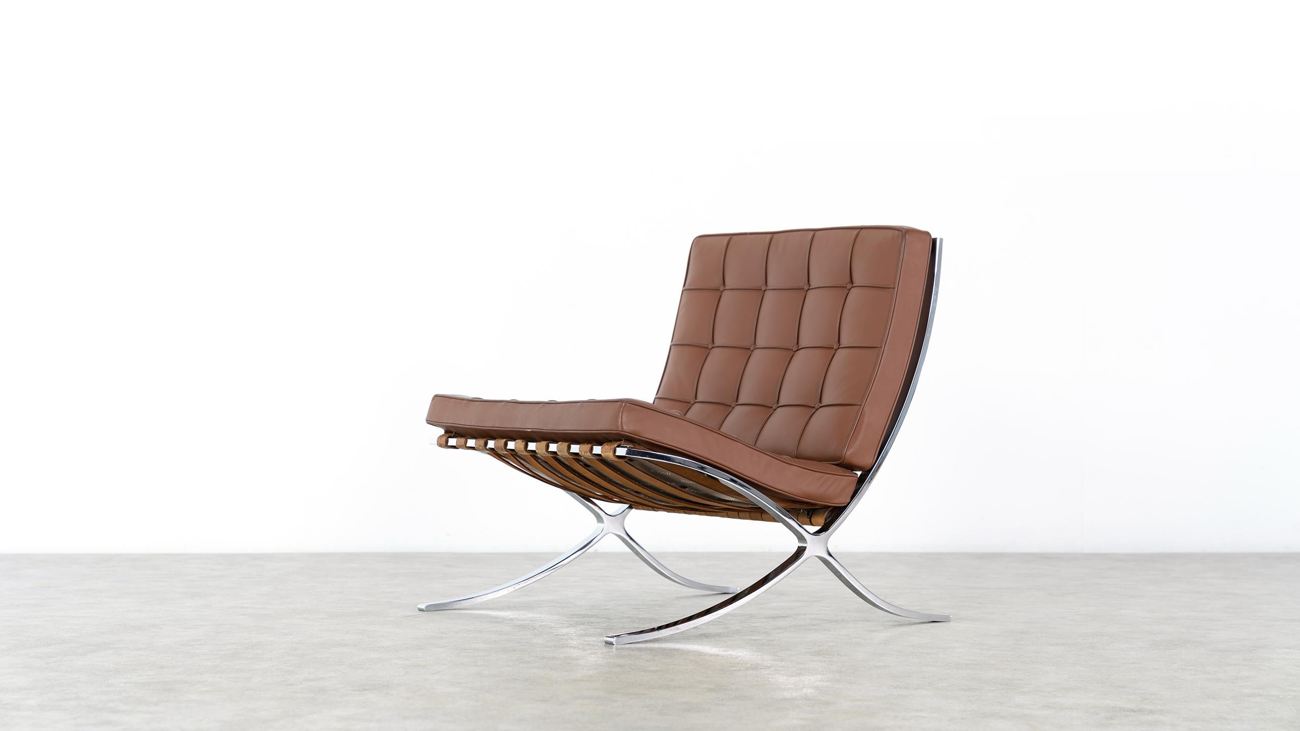 Ludwig Mies van der Rohe, Barcelona Chair, 1962 by Knoll International Leather 3