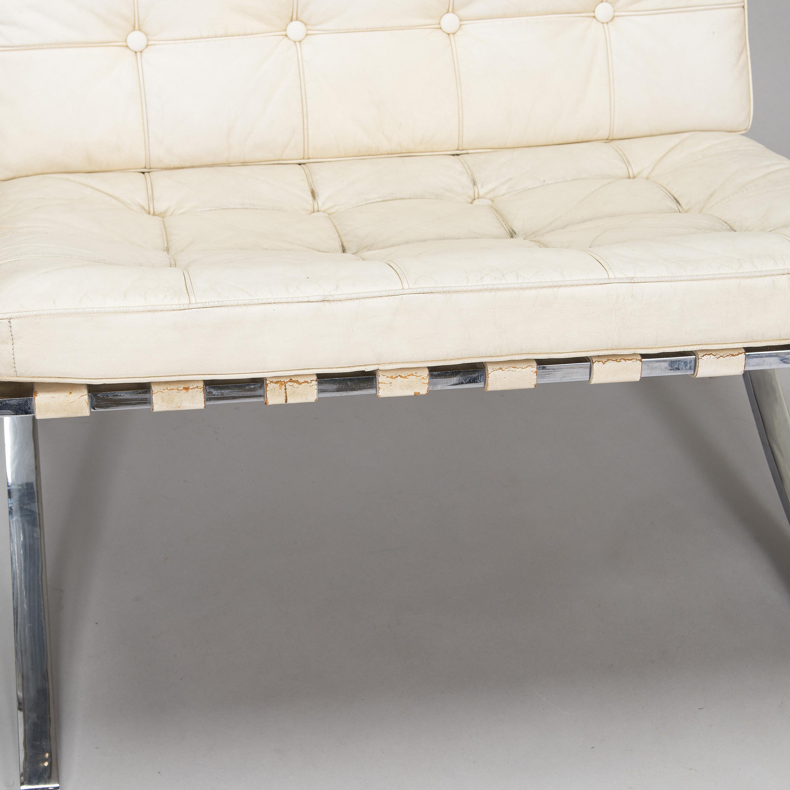 Ludwig Mies van der Rohe 'Barcelona' Stuhl für Knoll hergestellt in USA 1965 im Angebot 5