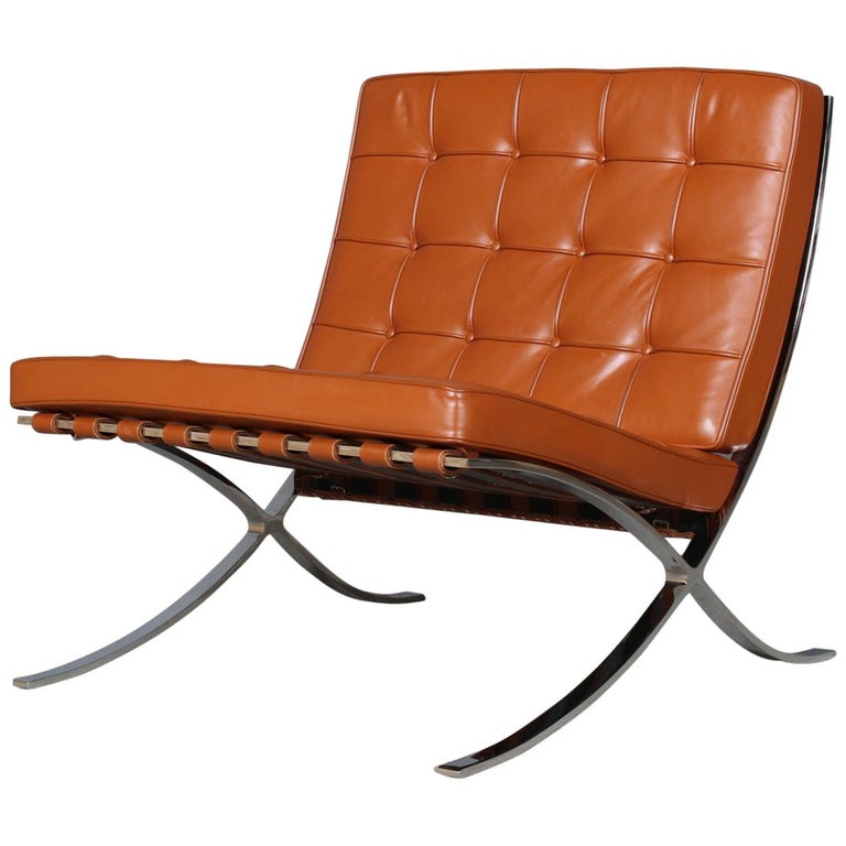 Ludwig Mies van der Rohe Barcelona Chair For Sale at 1stdibs