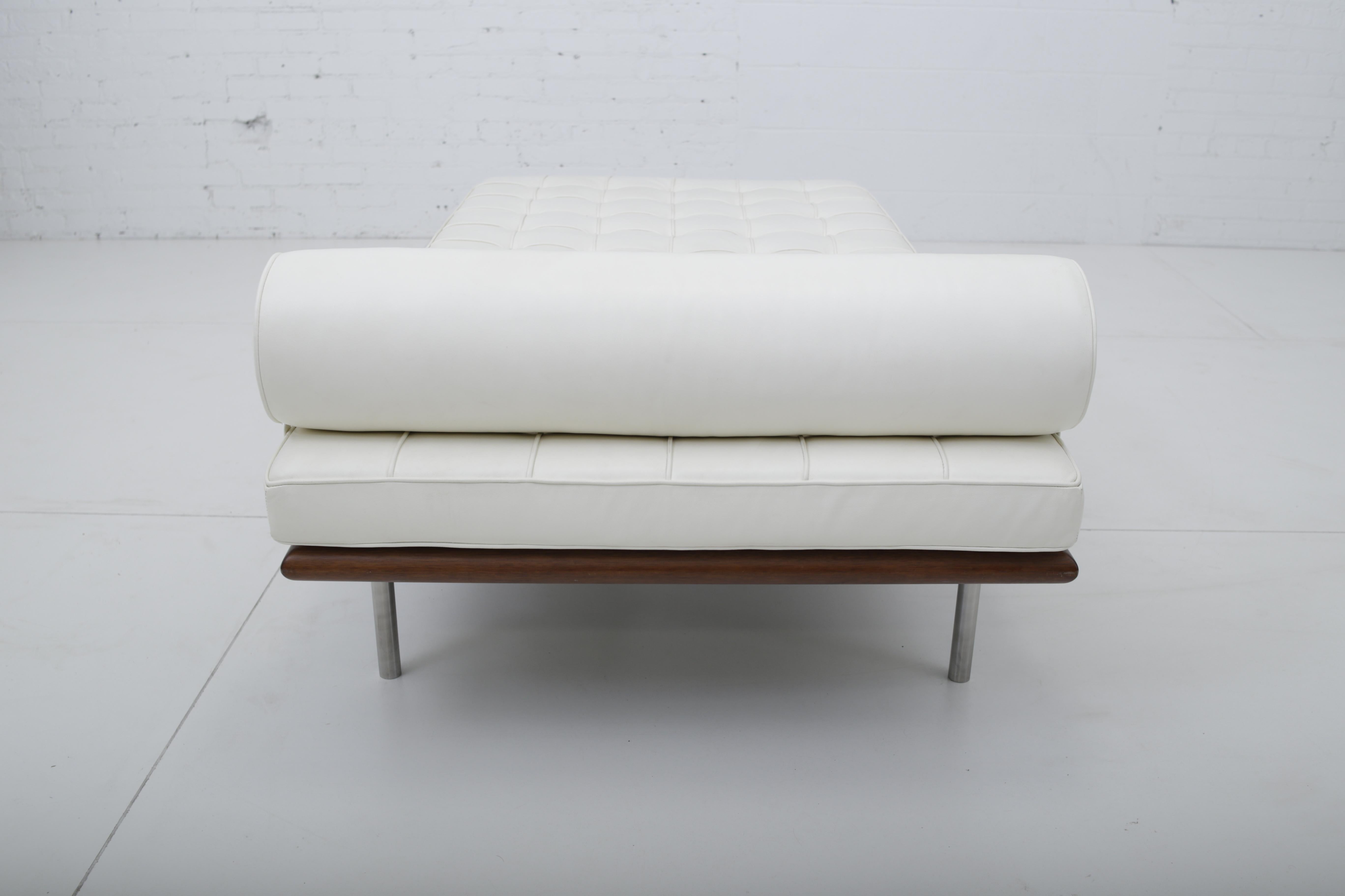 Ludwig Mies van der Rohe Barcelona Daybed for Knoll In Excellent Condition In Chicago, IL