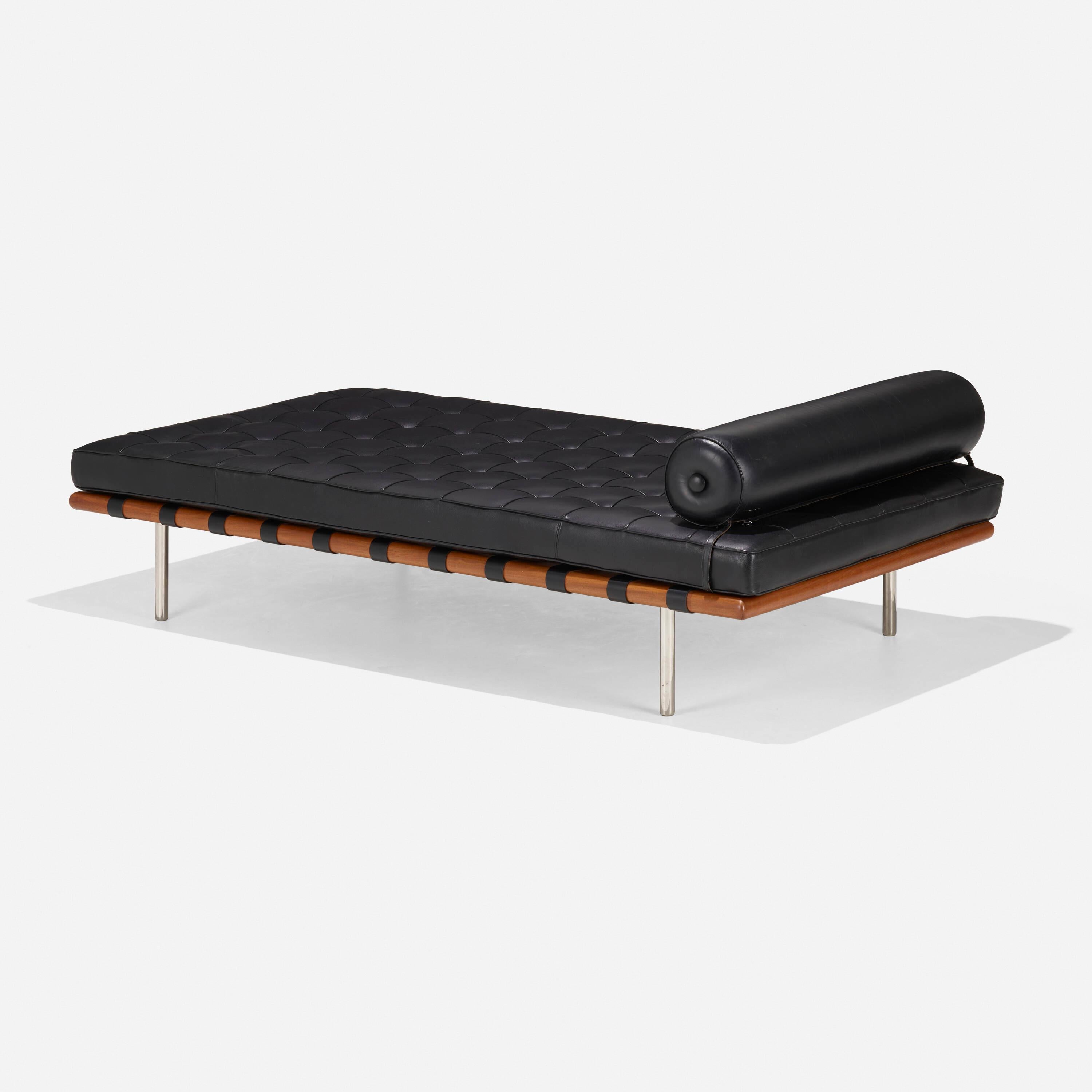 Mid-Century Modern Ludwig Mies van der Rohe Barcelona daybed For Sale