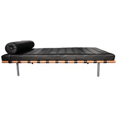 Vintage Ludwig Mies van der Rohe Barcelona Daybed in Black Leather