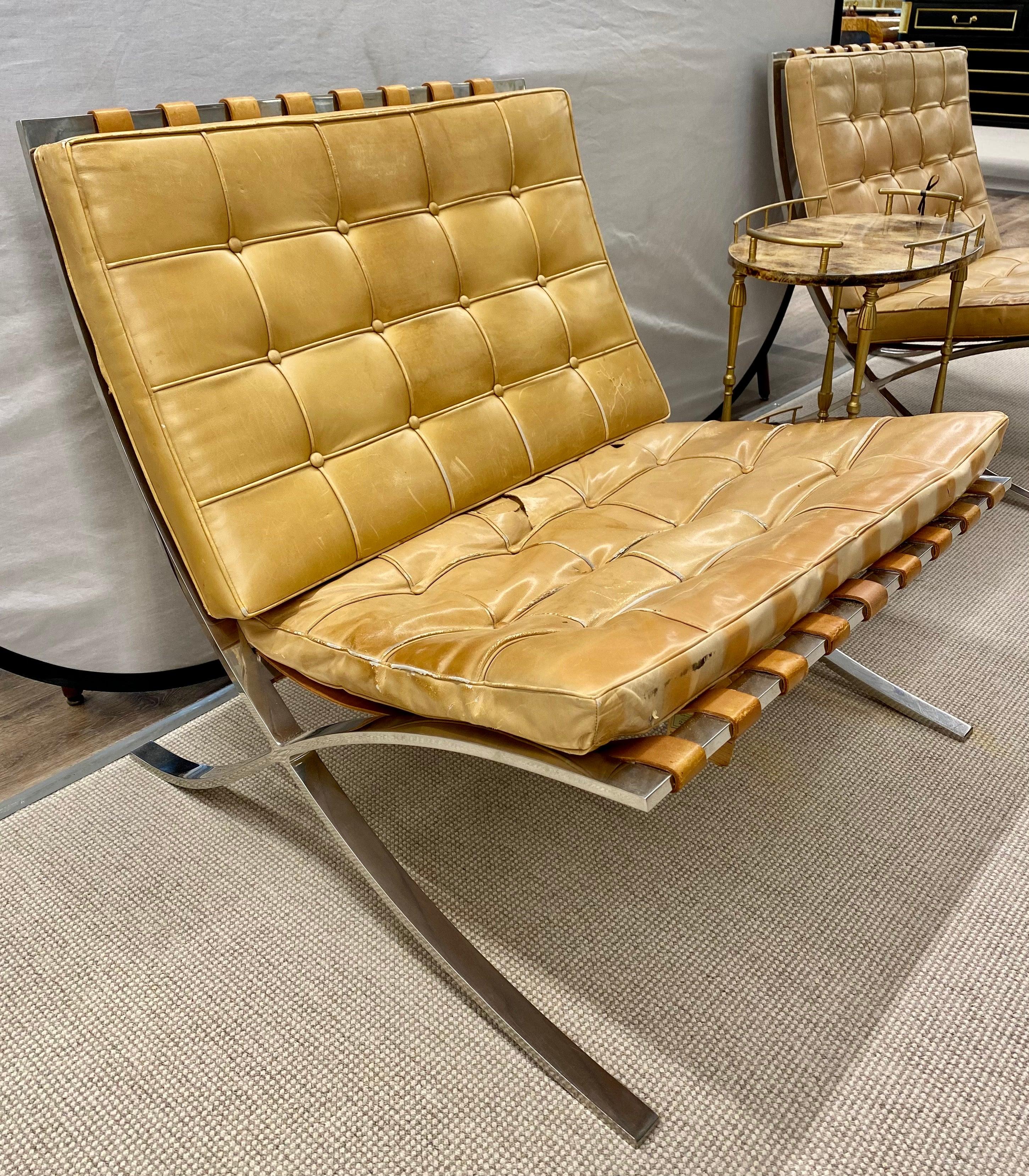 Mid-Century Modern Ludwig Mies Van Der Rohe Barcelona Lounge Chairs, Knoll Int, USA