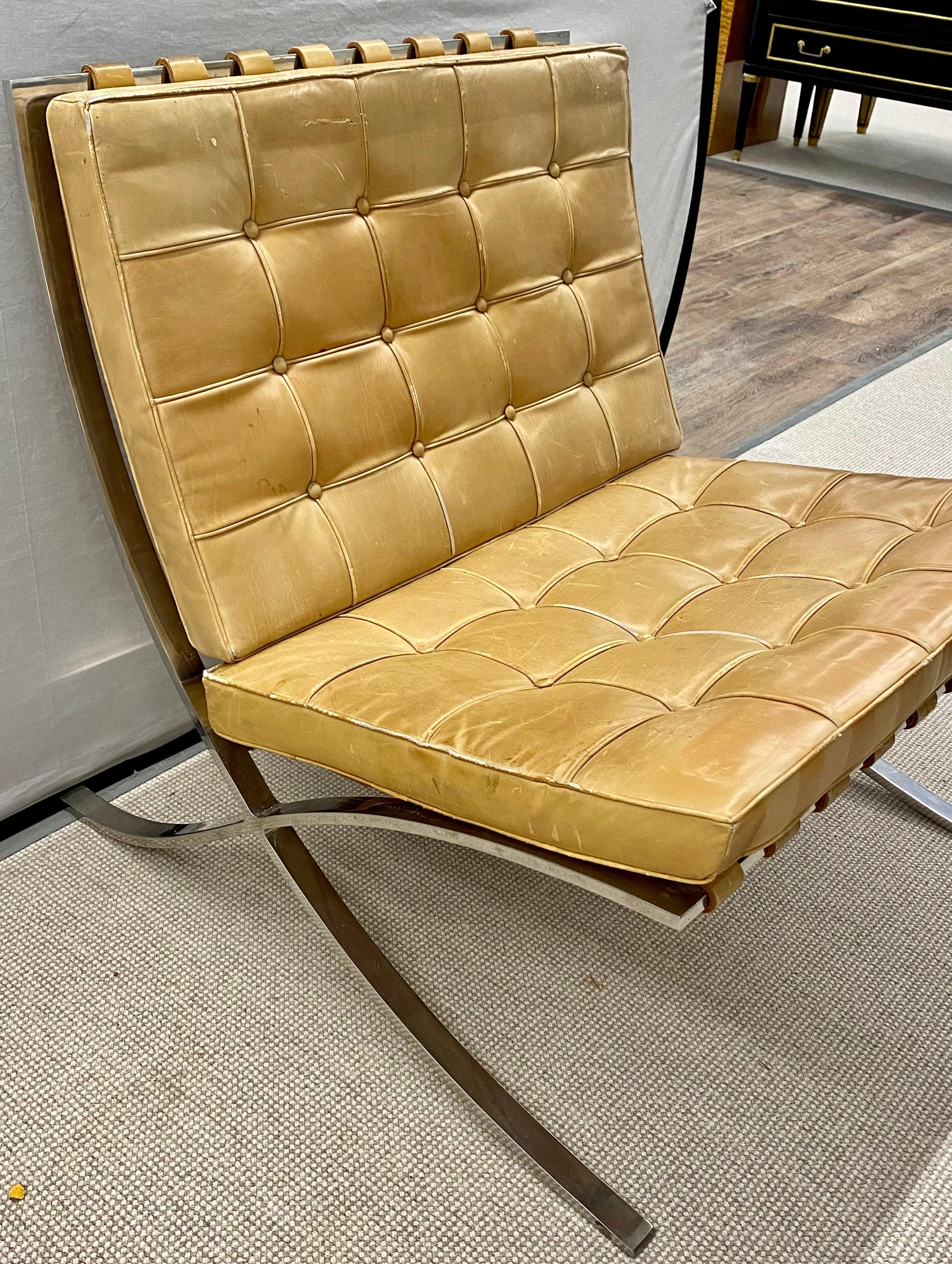 Ludwig Mies Van Der Rohe Barcelona Lounge Chairs, Knoll Int, USA 2