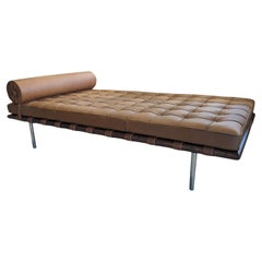 Ludwig Mies Van Der Rohe Bauhaus Coffee Leather Barcelona Daybed for Knoll, 1970