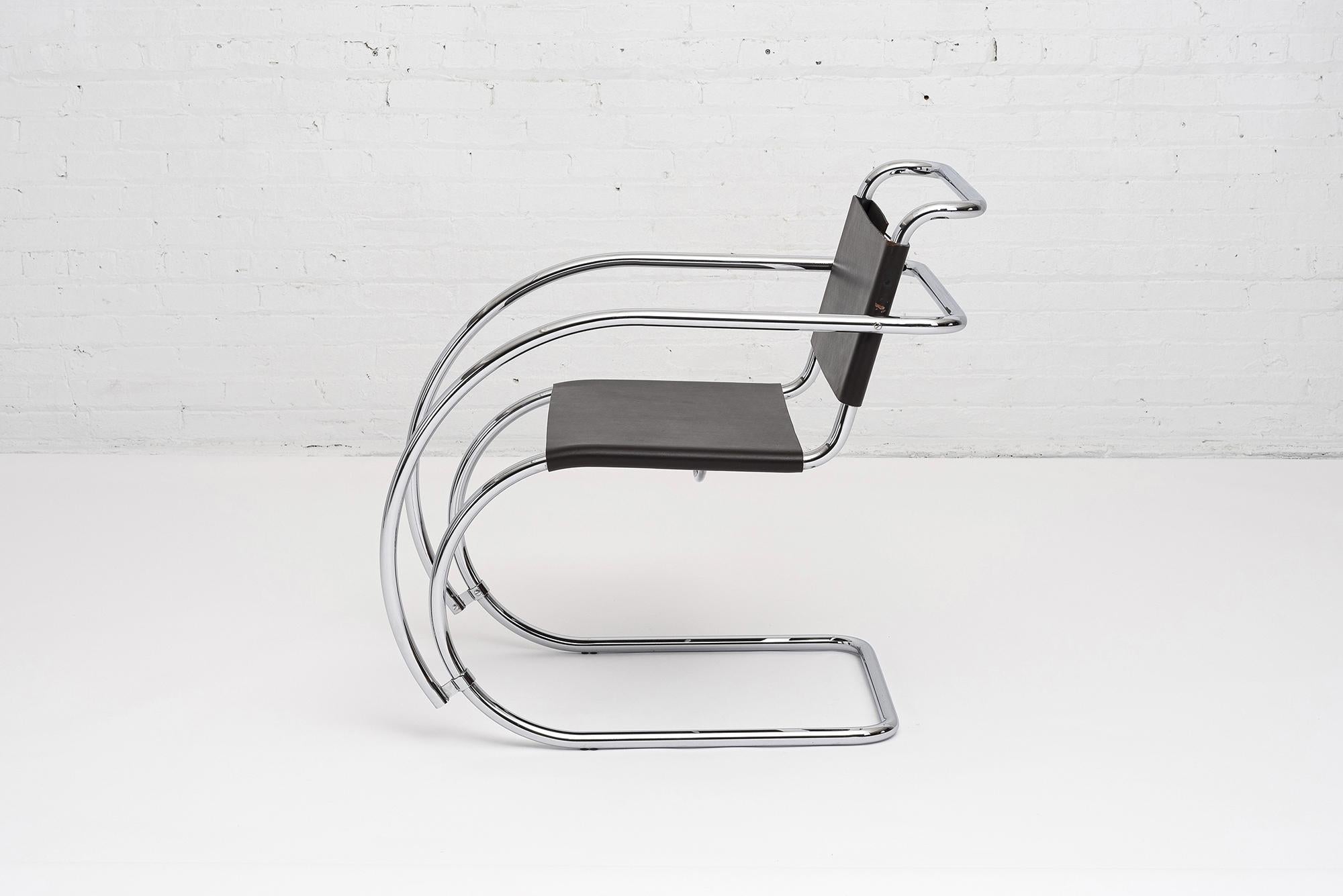 Ludwig Mies van der Rohe brown leather MR chair. Chrome and brown leather.