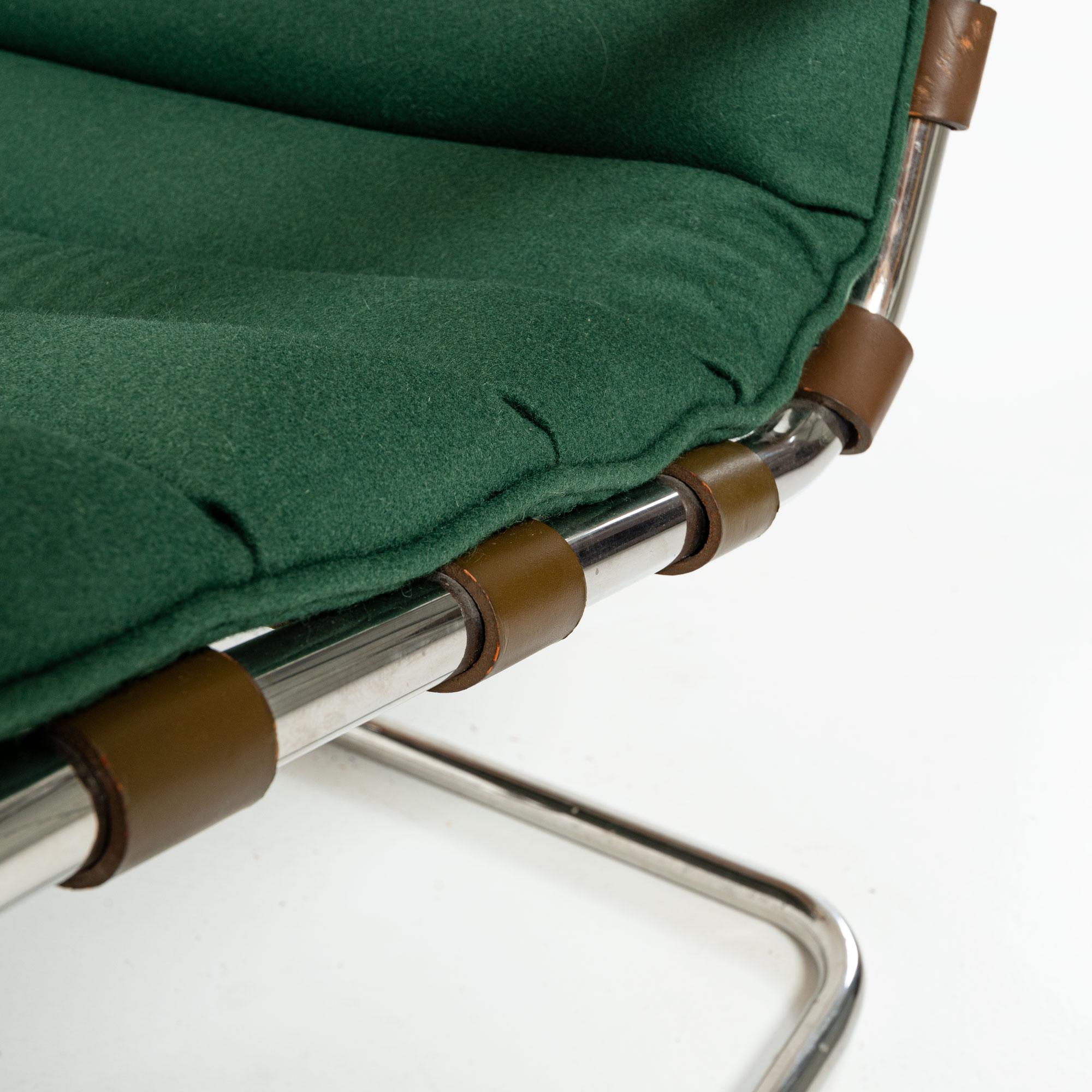Ludwig Mies van der Rohe for Knoll Mr Lounge Chair with Arms in Green Wool 2